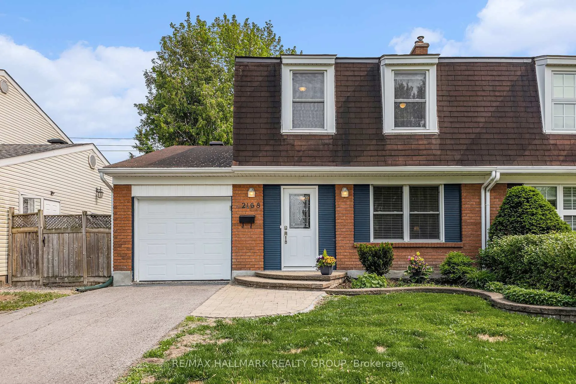 Photo 3 of 2168 Bickerton Avenue, Ottawa, Beacon Hill North — HOMEH