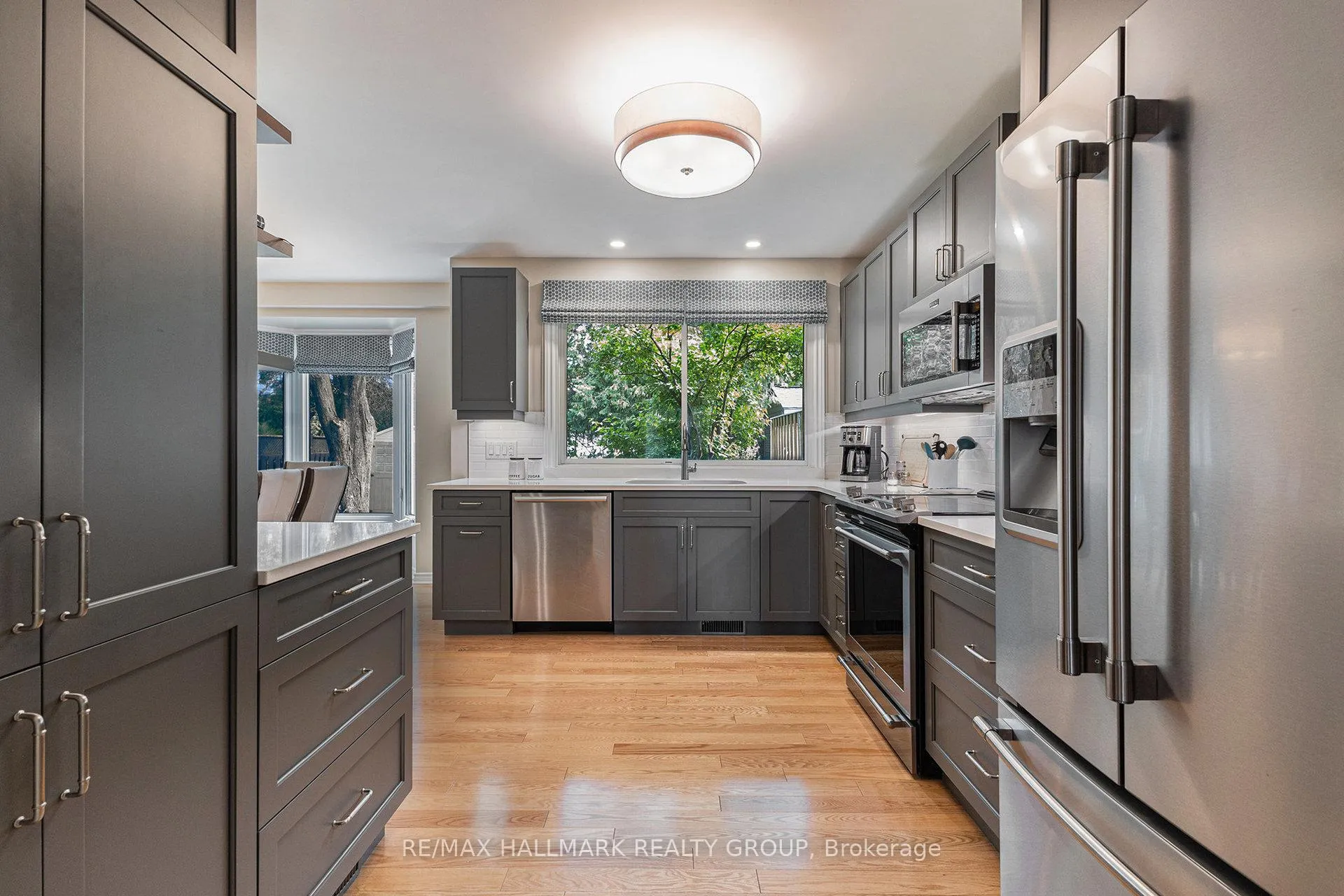 Photo 34 of 2168 Bickerton Avenue, Ottawa, Beacon Hill North — HOMEH