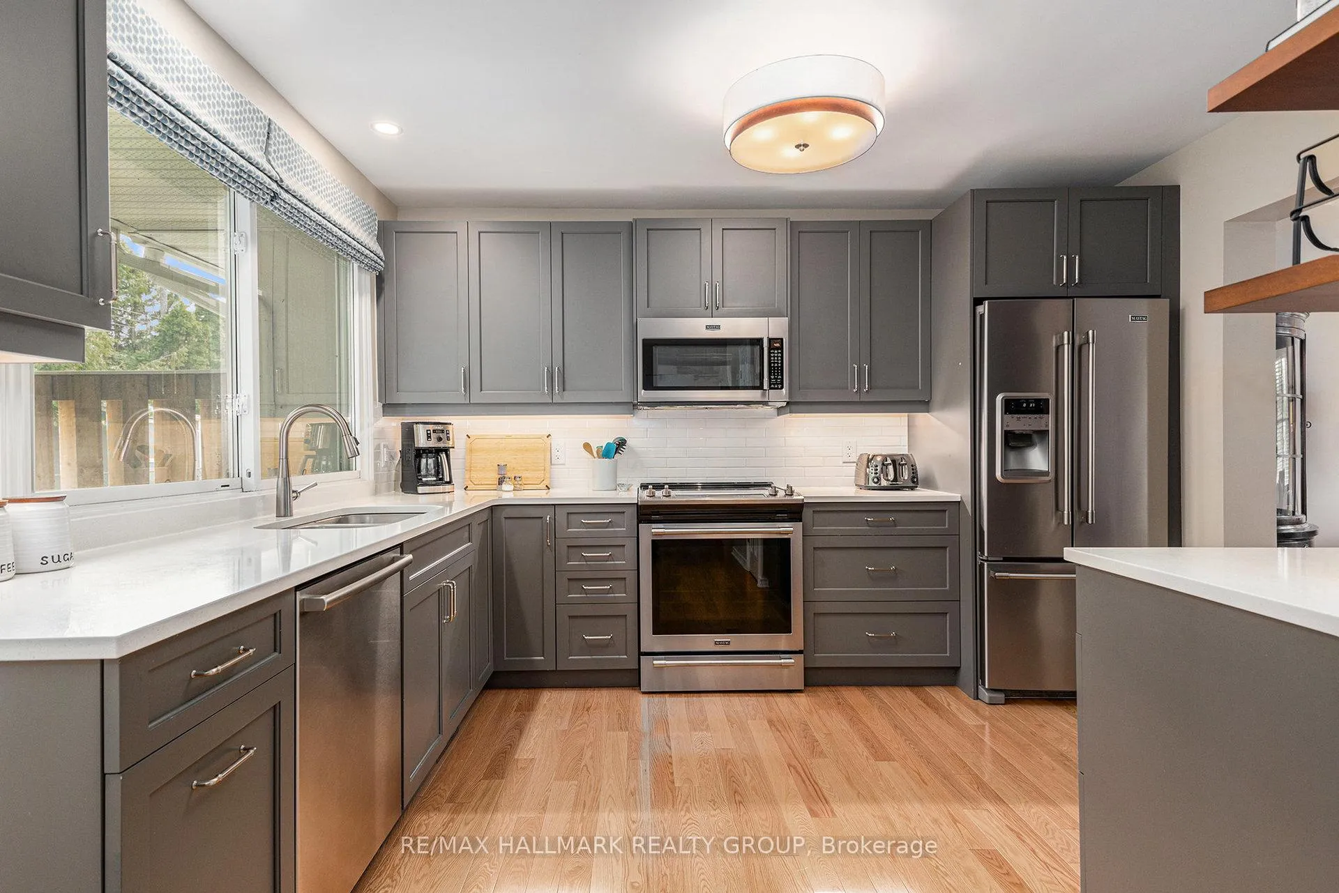 Photo 41 of 2168 Bickerton Avenue, Ottawa, Beacon Hill North — HOMEH