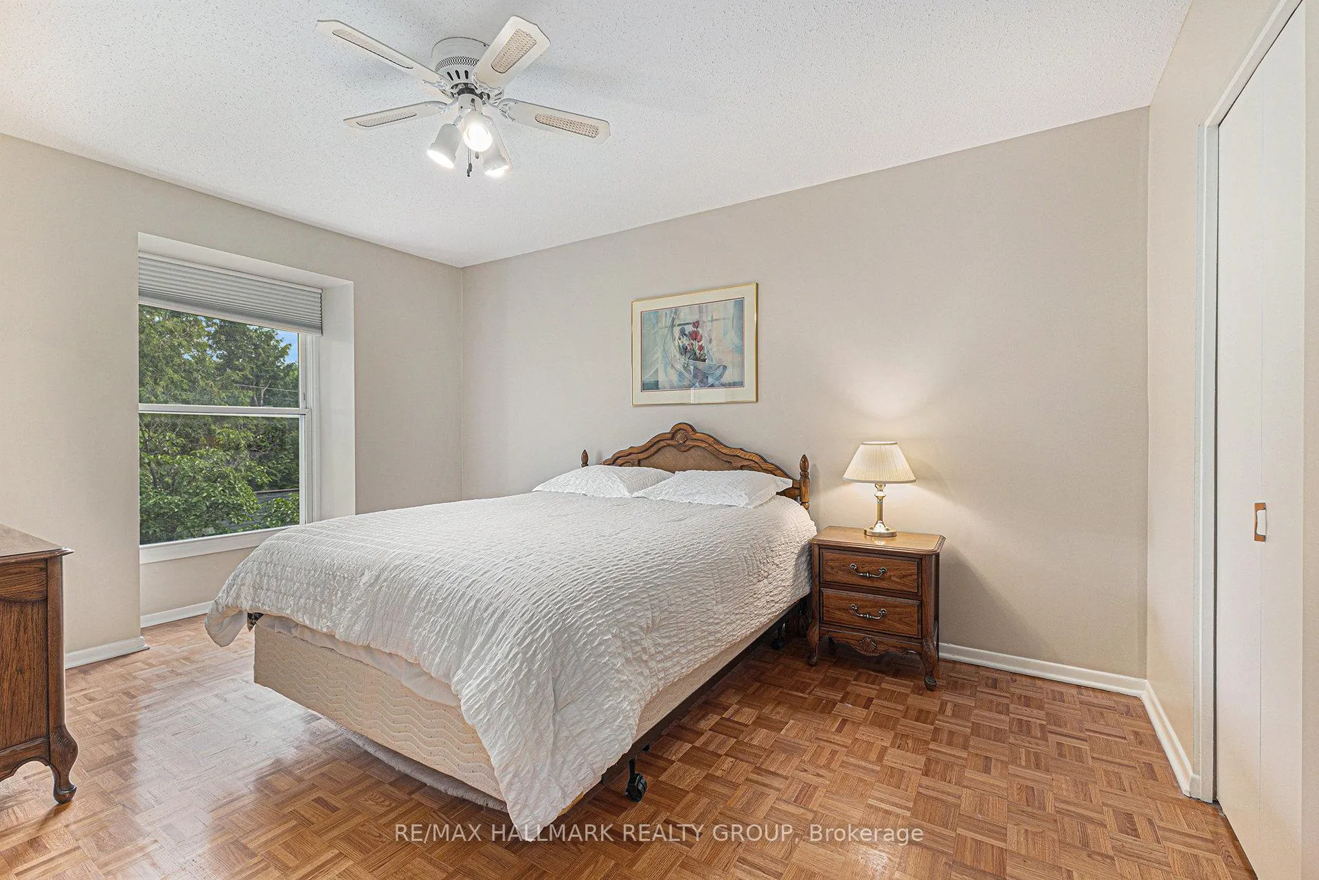 Photo 66 of 2168 Bickerton Avenue, Ottawa, Beacon Hill North — HOMEH