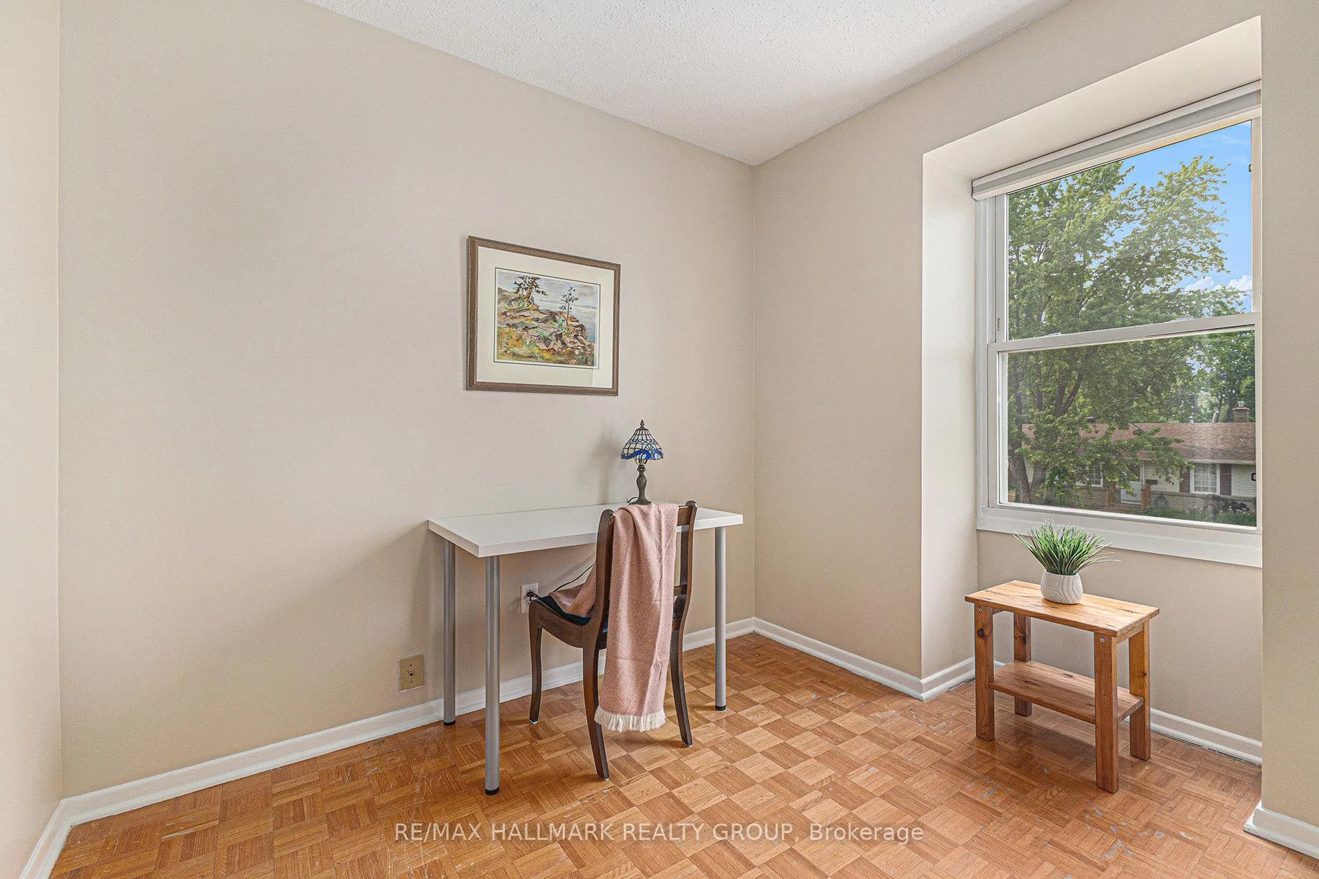 Photo 84 of 2168 Bickerton Avenue, Ottawa, Beacon Hill North — HOMEH