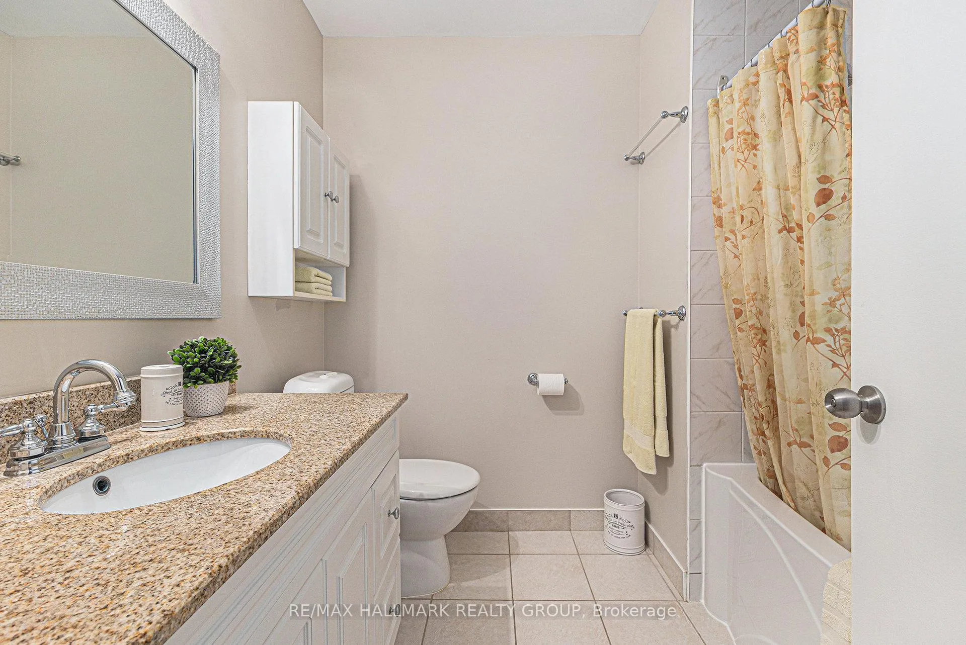 Photo 86 of 2168 Bickerton Avenue, Ottawa, Beacon Hill North — HOMEH