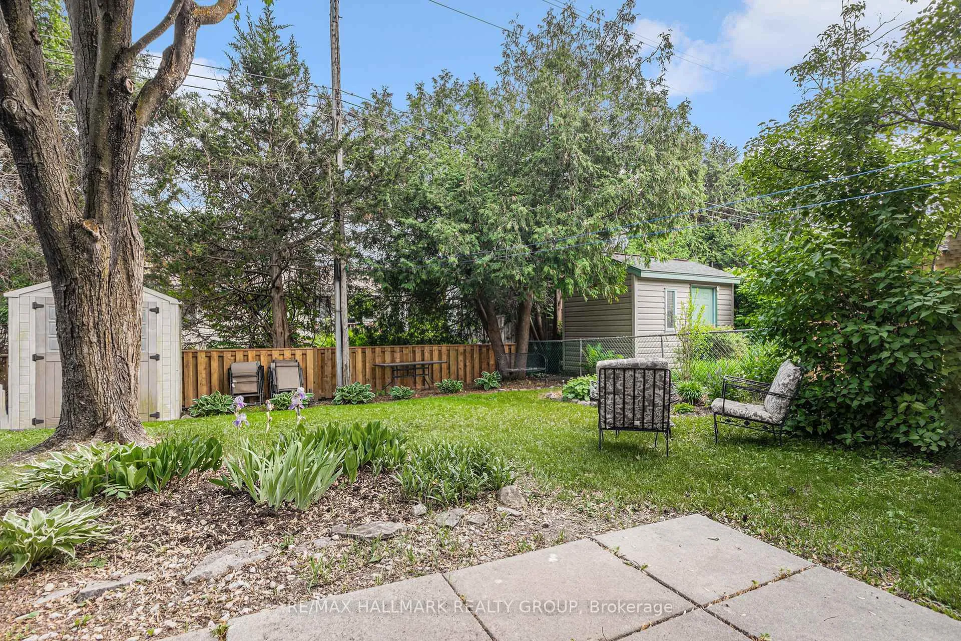 Photo 100 of 2168 Bickerton Avenue, Ottawa, Beacon Hill North — HOMEH