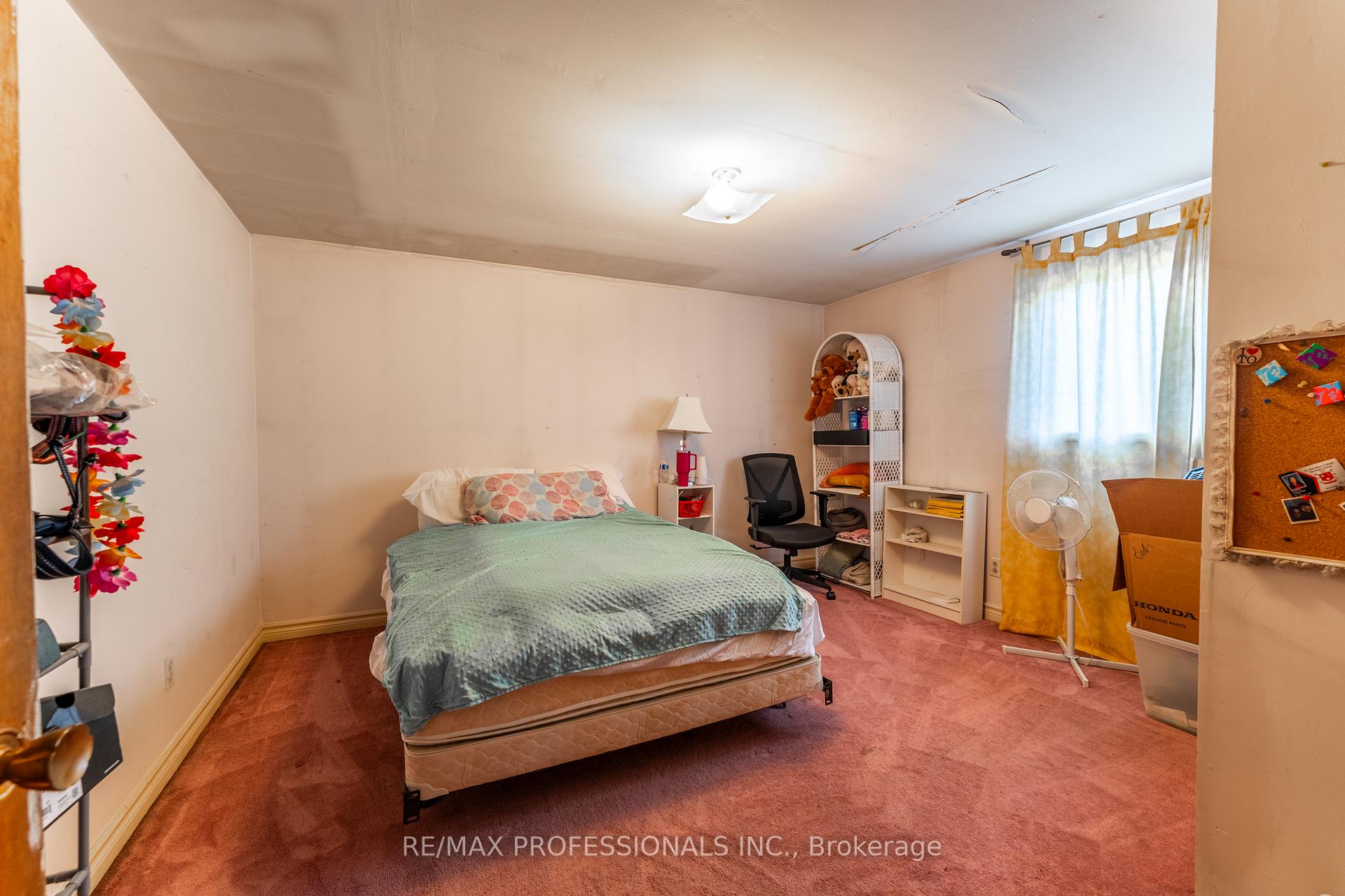 Photo 20 of 9 Thirty Sixth Street, Etobicoke, Long Branch — HOMEH