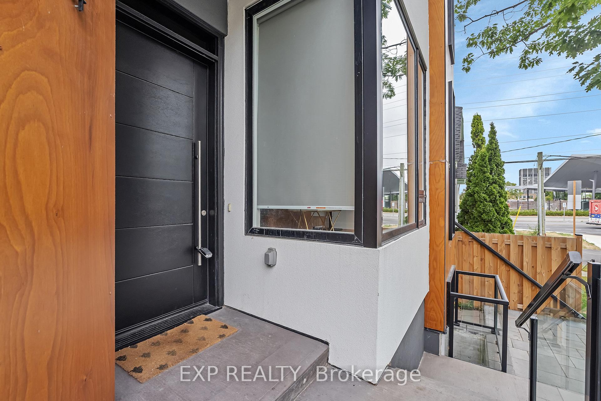 Photo 3 of Unit 1, 4A Huron Avenue N, Ottawa, Ottawa West — HOMEH