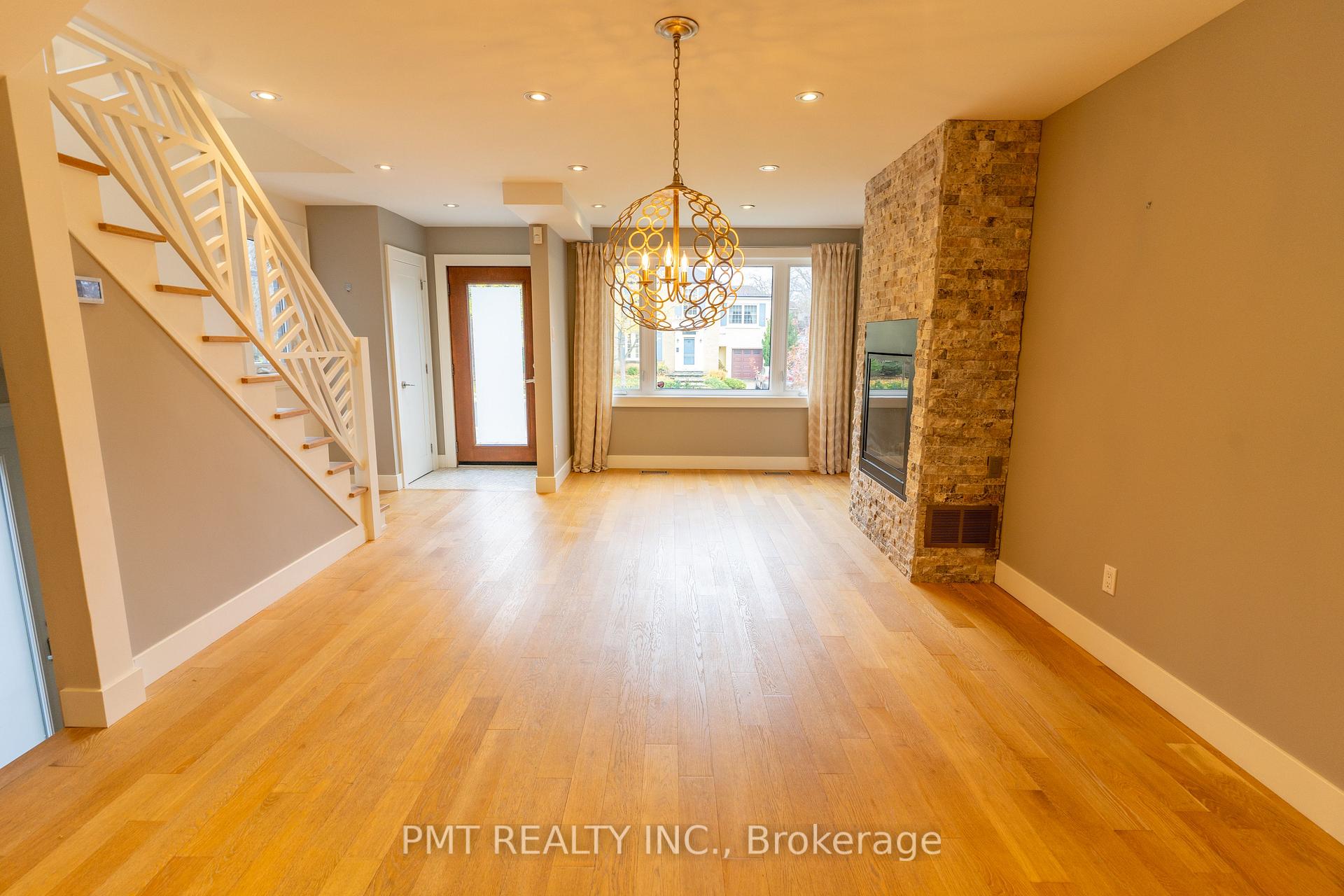 Photo 4 of 64 Thirty Sixth Street, Etobicoke, Long Branch — HOMEH