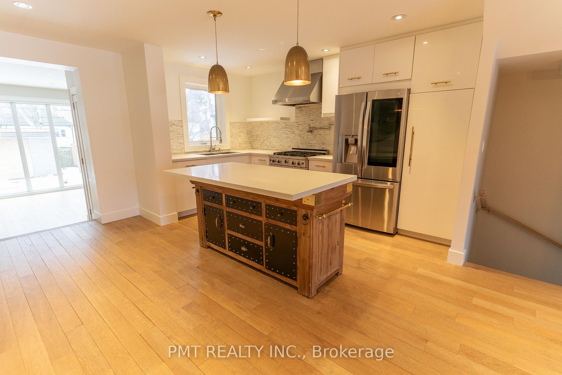 Photo 7 of 64 Thirty Sixth Street, Etobicoke, Long Branch — HOMEH