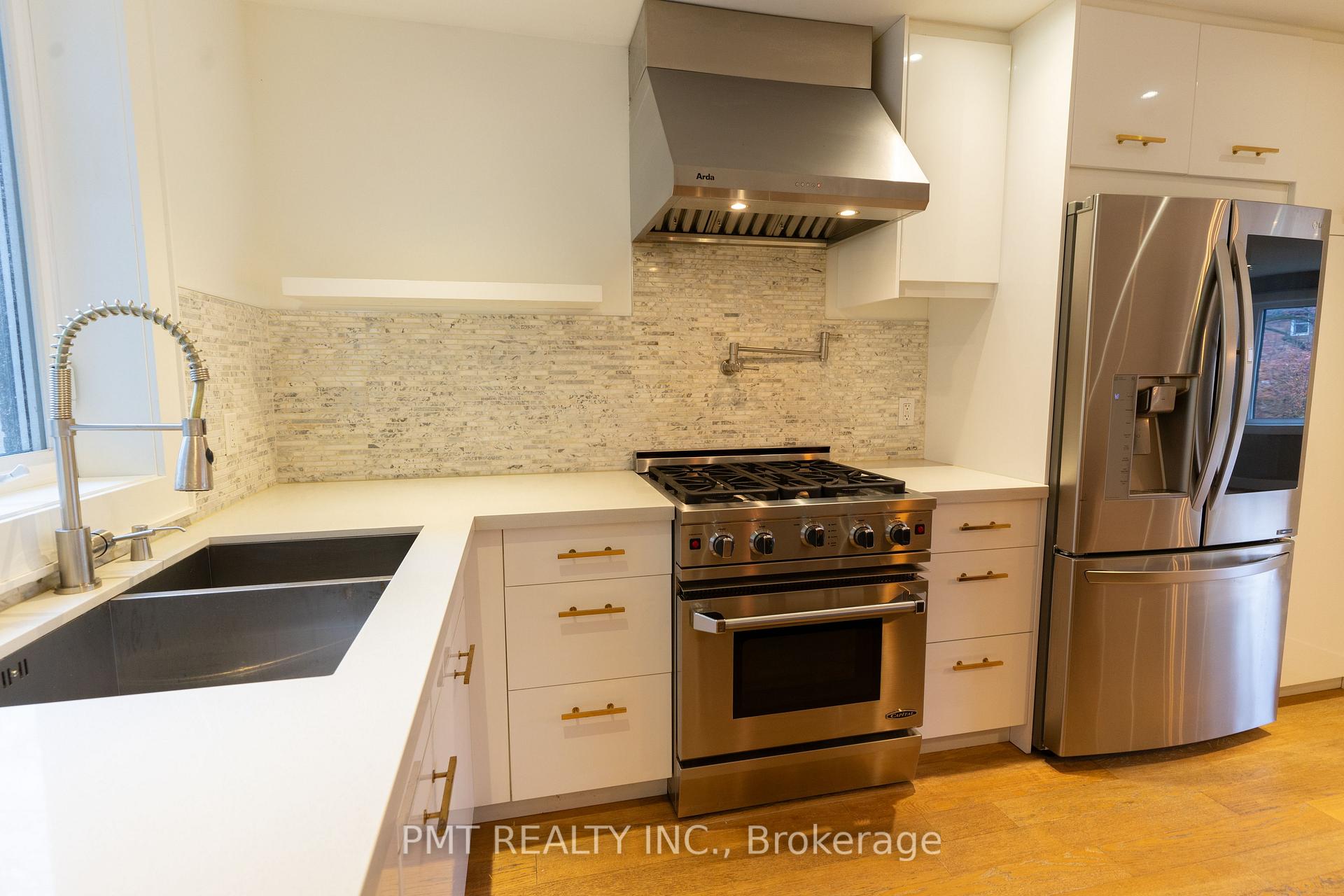 Photo 10 of 64 Thirty Sixth Street, Etobicoke, Long Branch — HOMEH