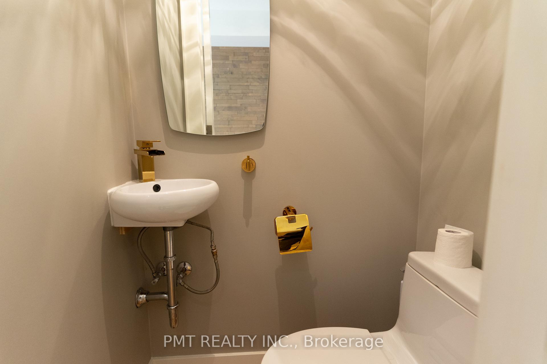 Photo 16 of 64 Thirty Sixth Street, Etobicoke, Long Branch — HOMEH