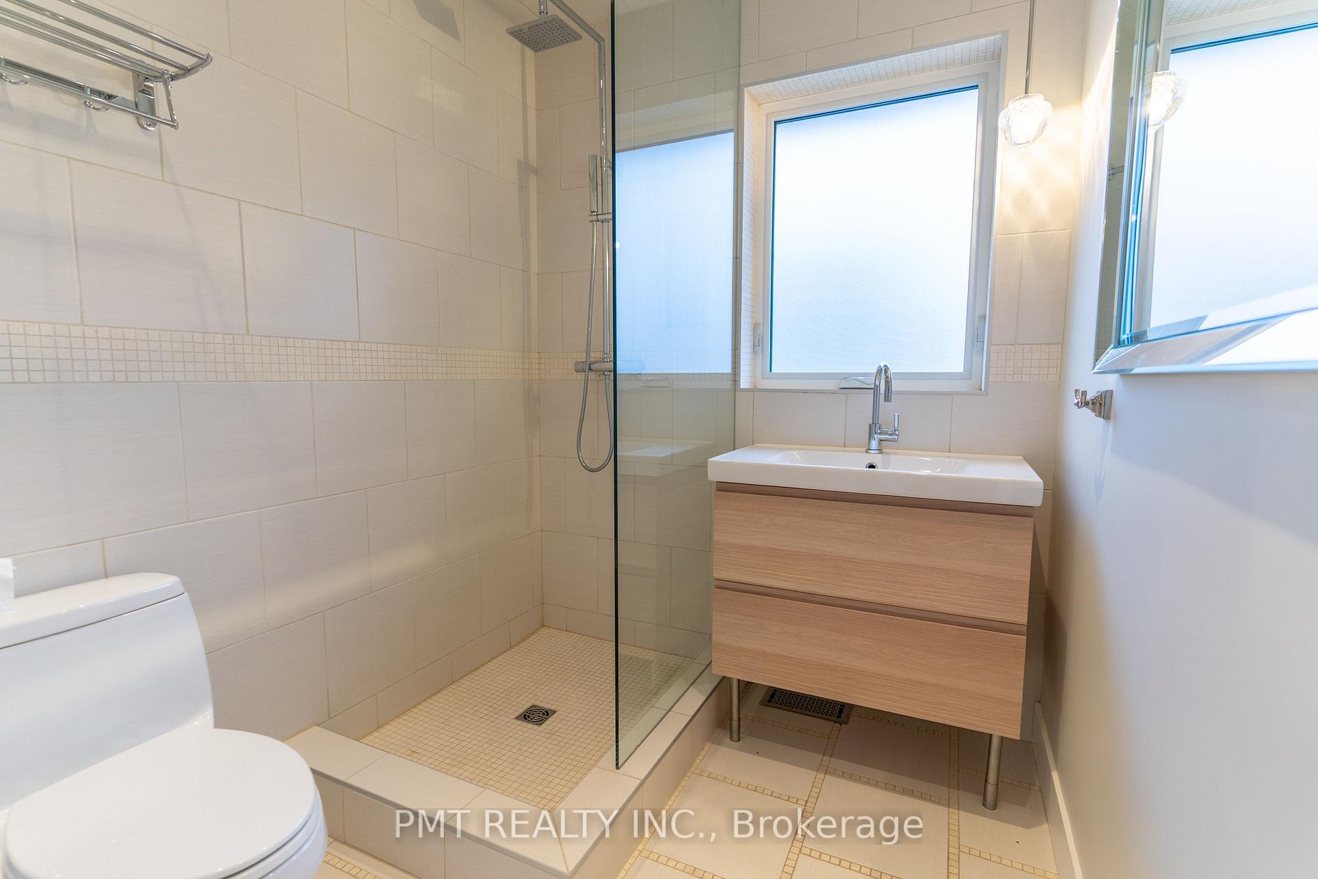 Photo 22 of 64 Thirty Sixth Street, Etobicoke, Long Branch — HOMEH