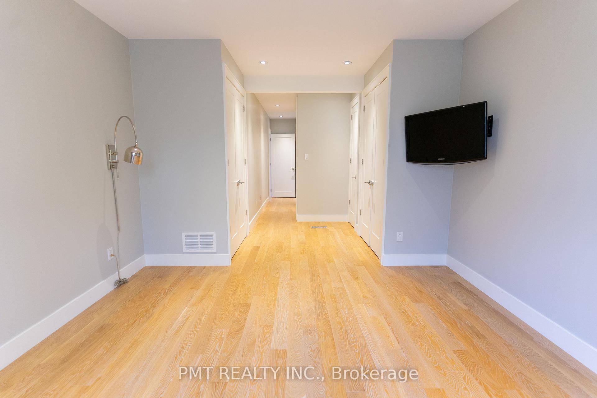 Photo 25 of 64 Thirty Sixth Street, Etobicoke, Long Branch — HOMEH