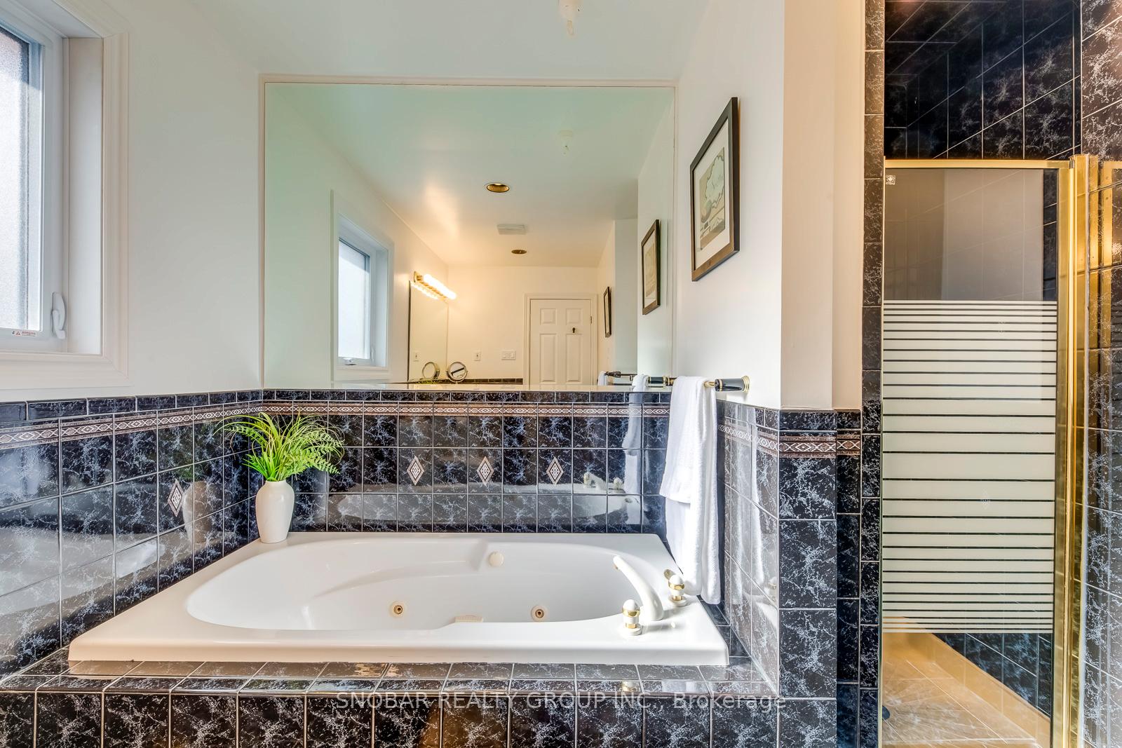 Photo 24 of 214 Gamma Street, Etobicoke, Alderwood — HOMEH