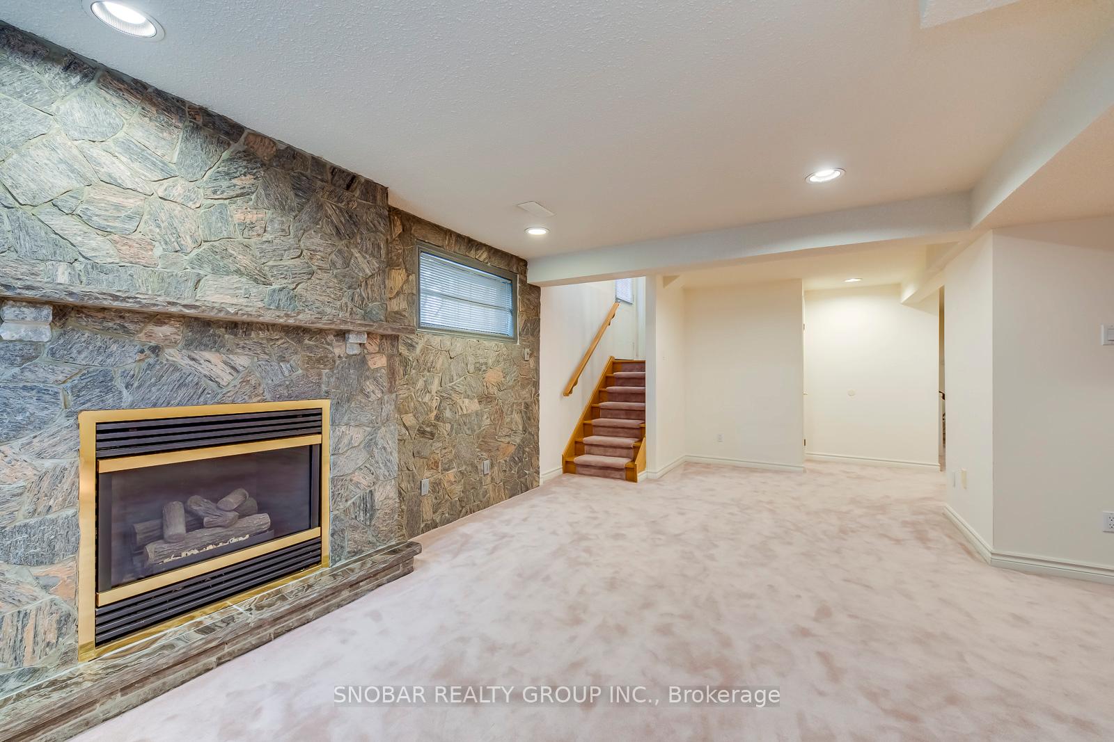 Photo 32 of 214 Gamma Street, Etobicoke, Alderwood — HOMEH