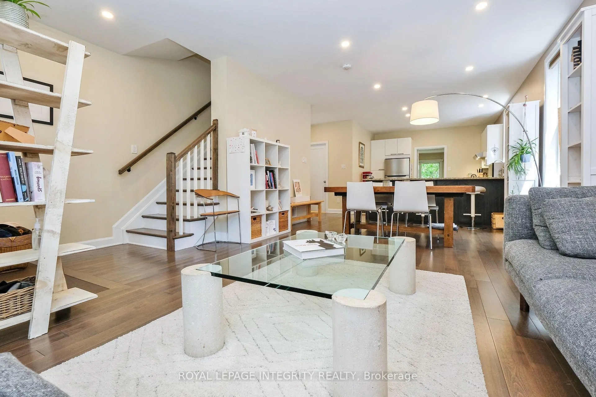Photo 3 of 93 Hamilton Avenue N, Ottawa, Ottawa West — HOMEH