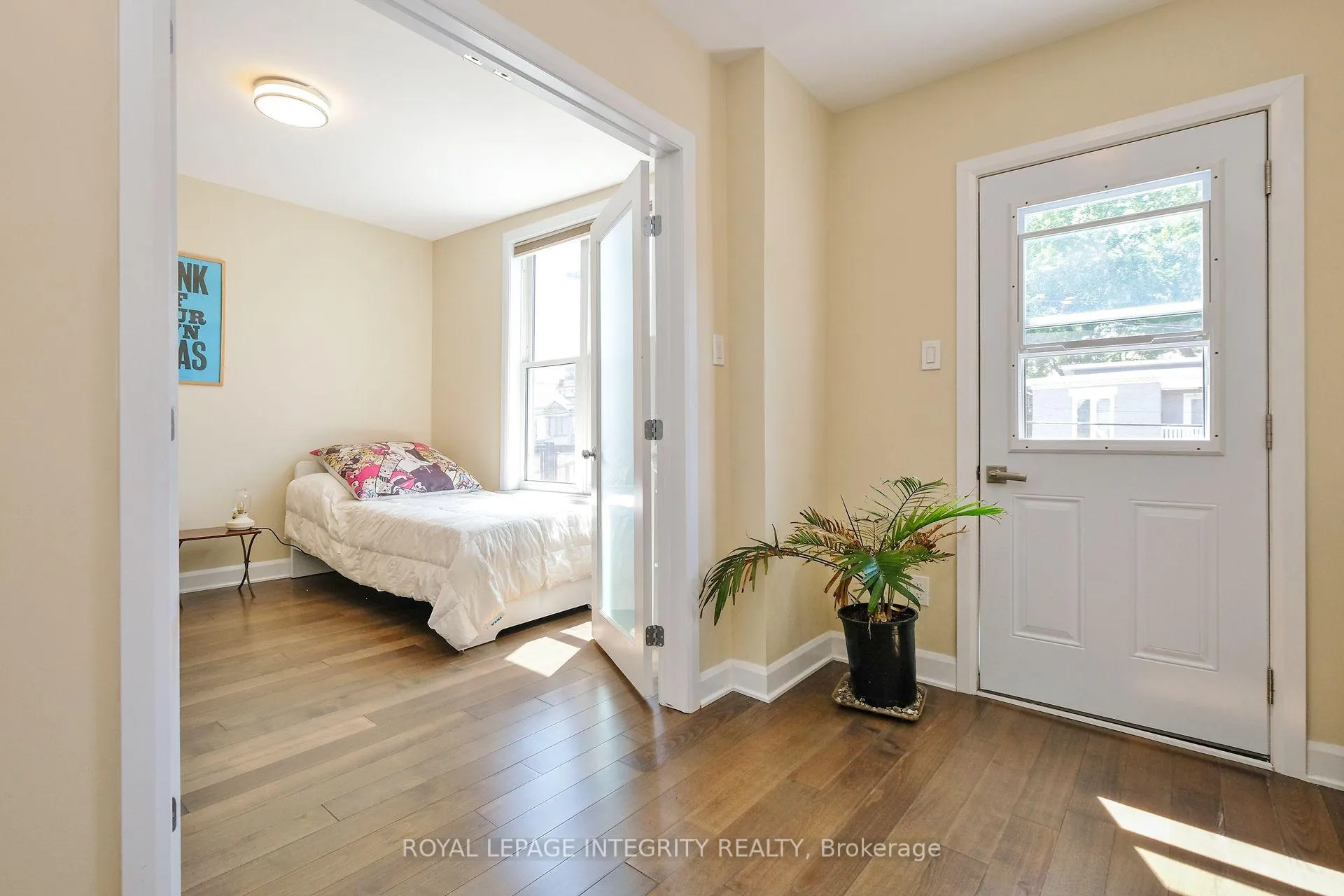 Photo 15 of 93 Hamilton Avenue N, Ottawa, Ottawa West — HOMEH