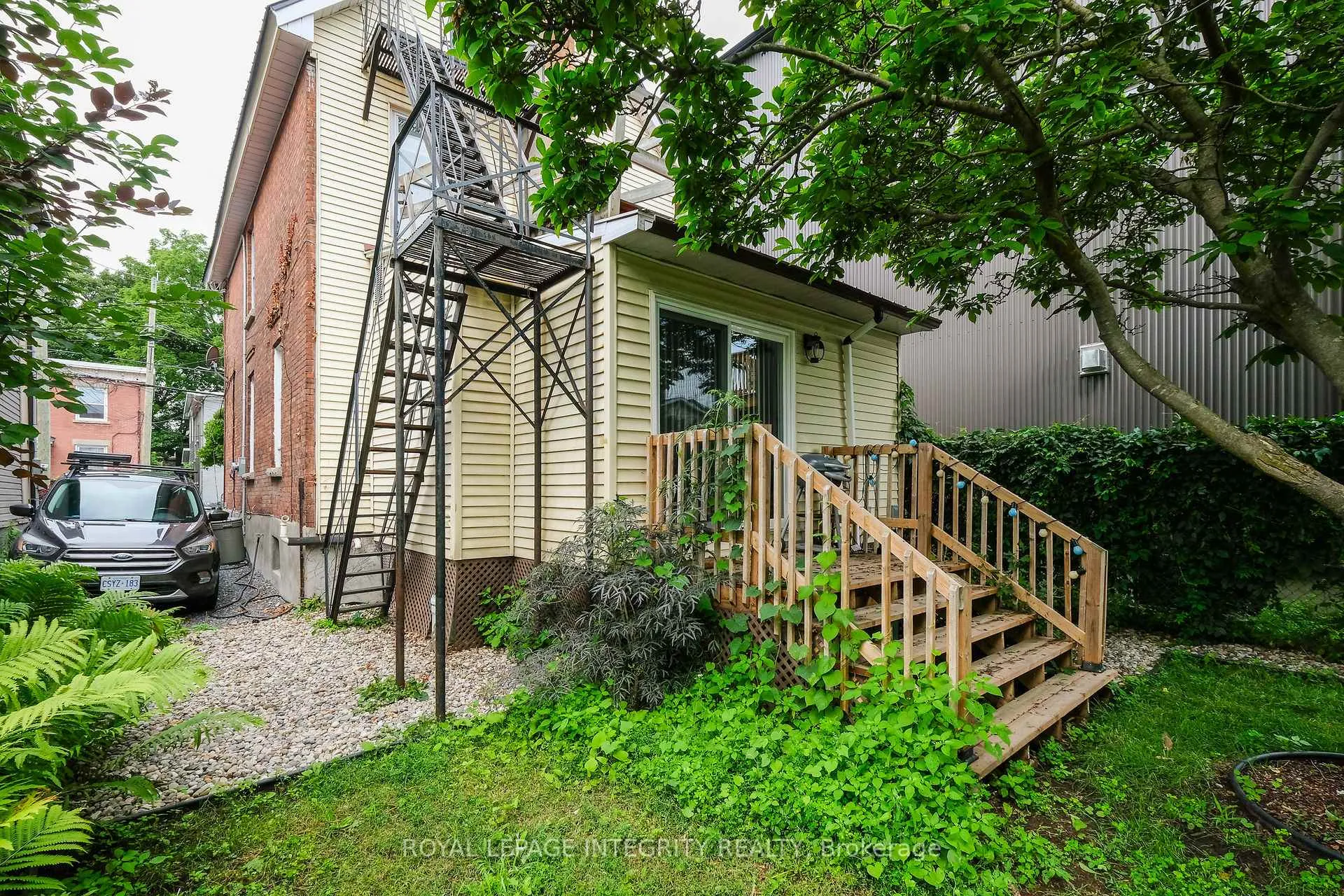 Photo 22 of 93 Hamilton Avenue N, Ottawa, Ottawa West — HOMEH