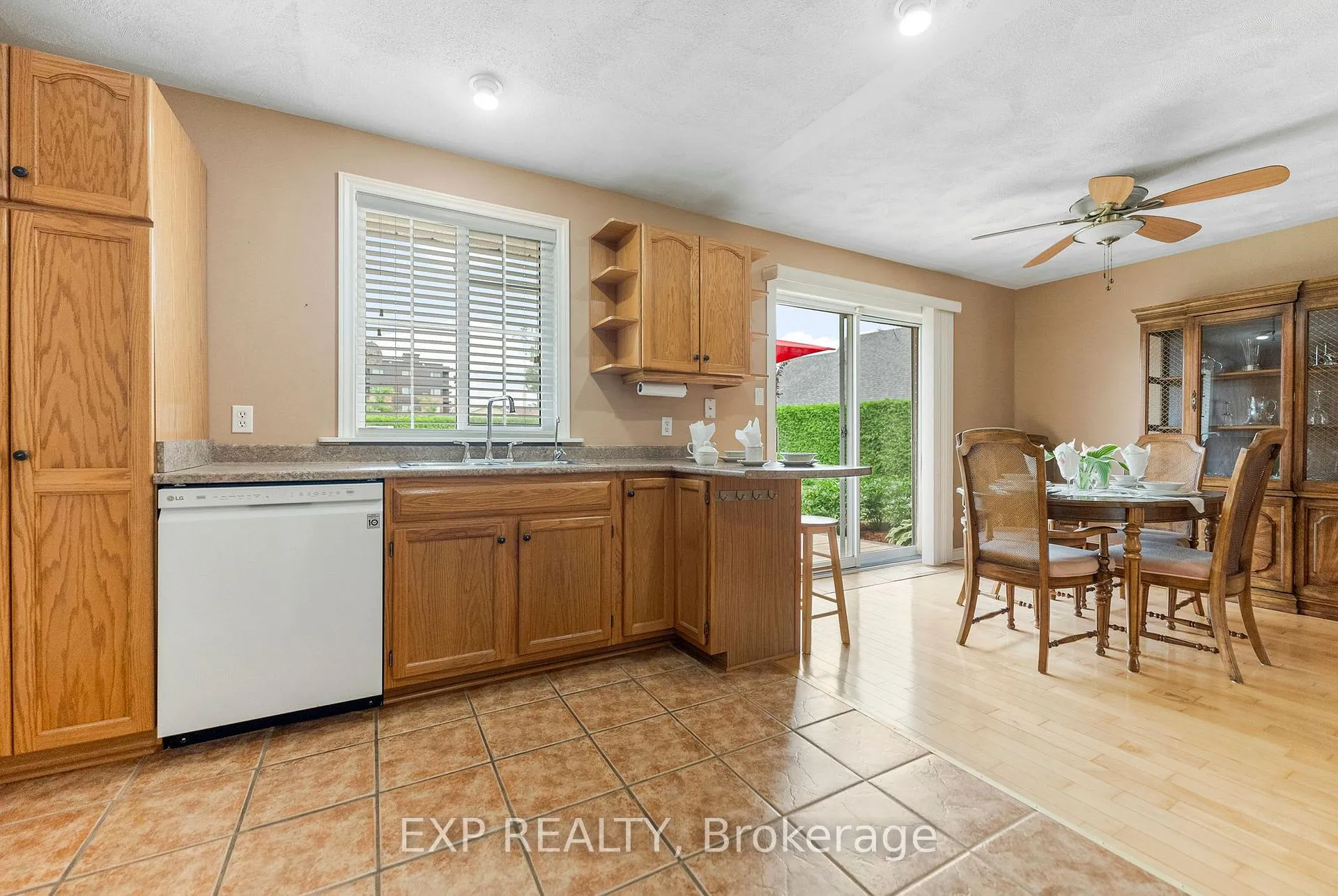 Photo 16 of 265 Allan Drive, Arnprior — HOMEH