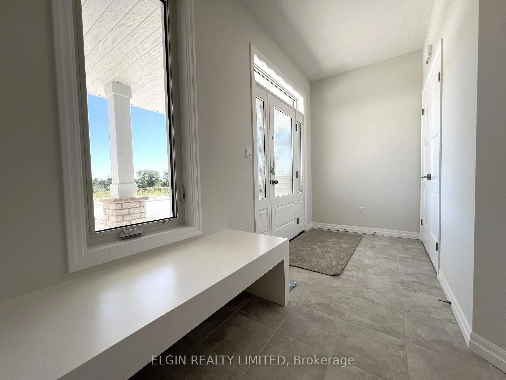 Photo 3 of 45 Hemlock Crescent, Aylmer — HOMEH