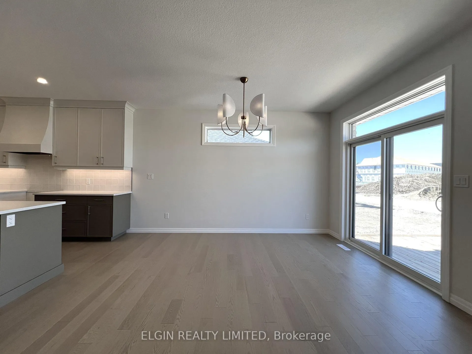 Photo 13 of 45 Hemlock Crescent, Aylmer — HOMEH