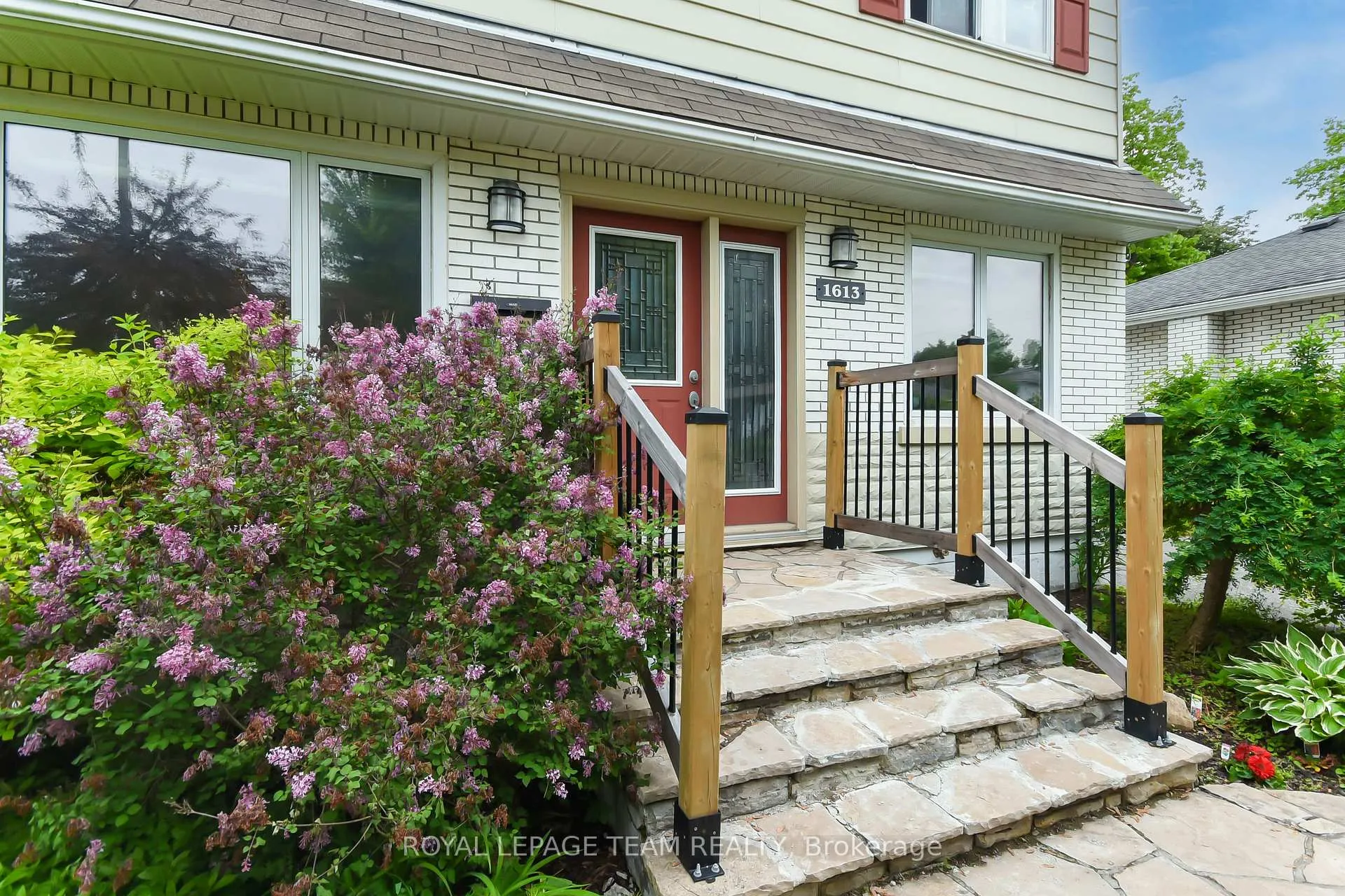 Photo 37 of 1613 Digby Street, Ottawa, Riverview Park — HOMEH