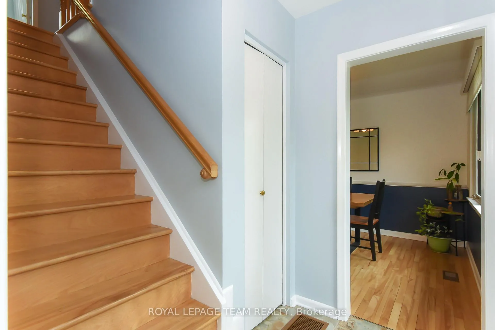 Photo 59 of 1613 Digby Street, Ottawa, Riverview Park — HOMEH