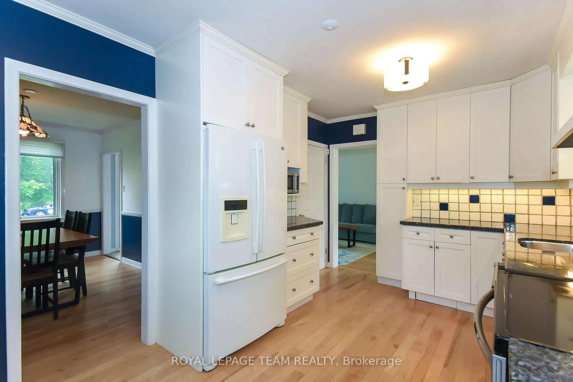 Photo 201 of 1613 Digby Street, Ottawa, Riverview Park — HOMEH