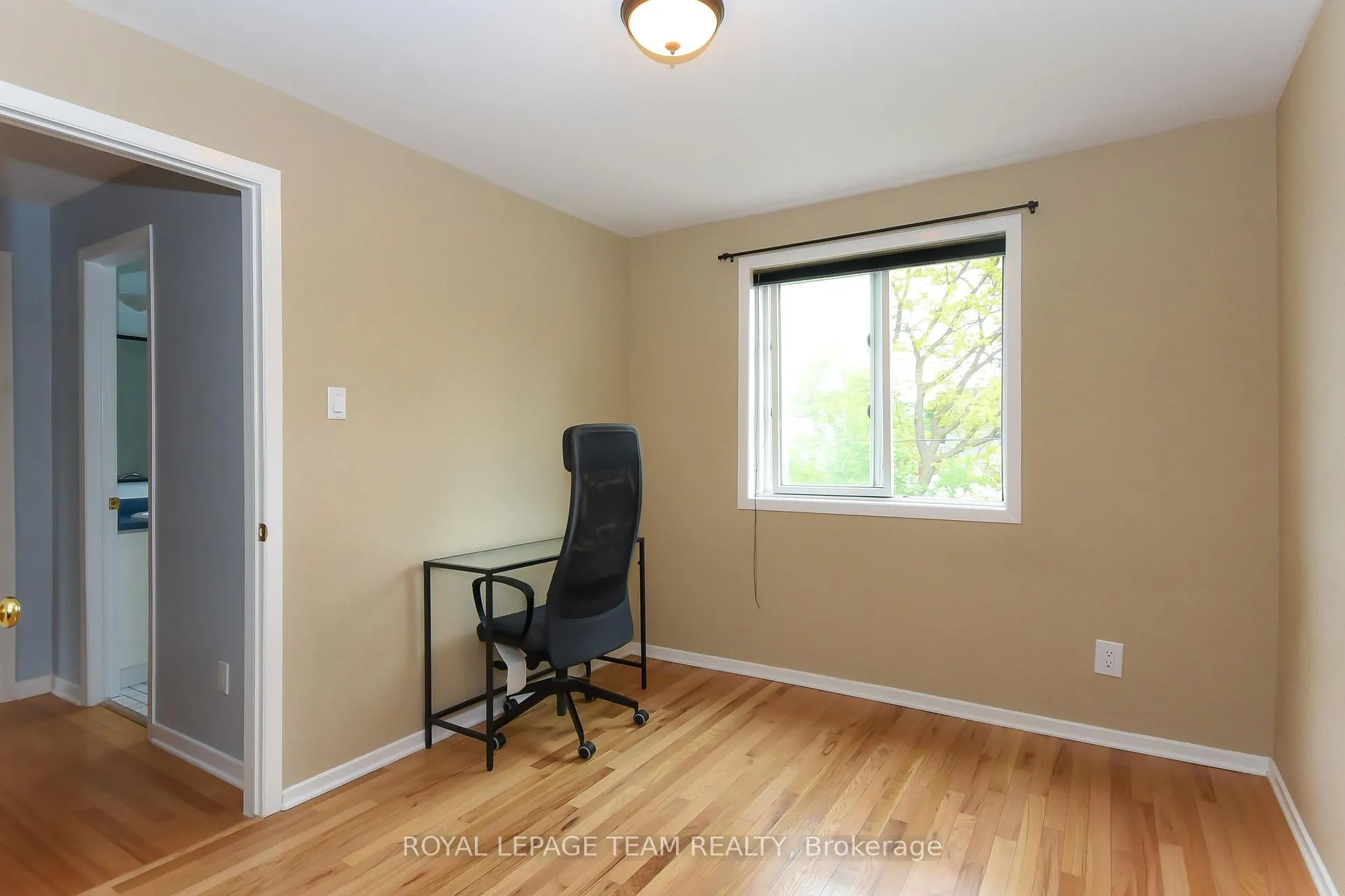 Photo 330 of 1613 Digby Street, Ottawa, Riverview Park — HOMEH