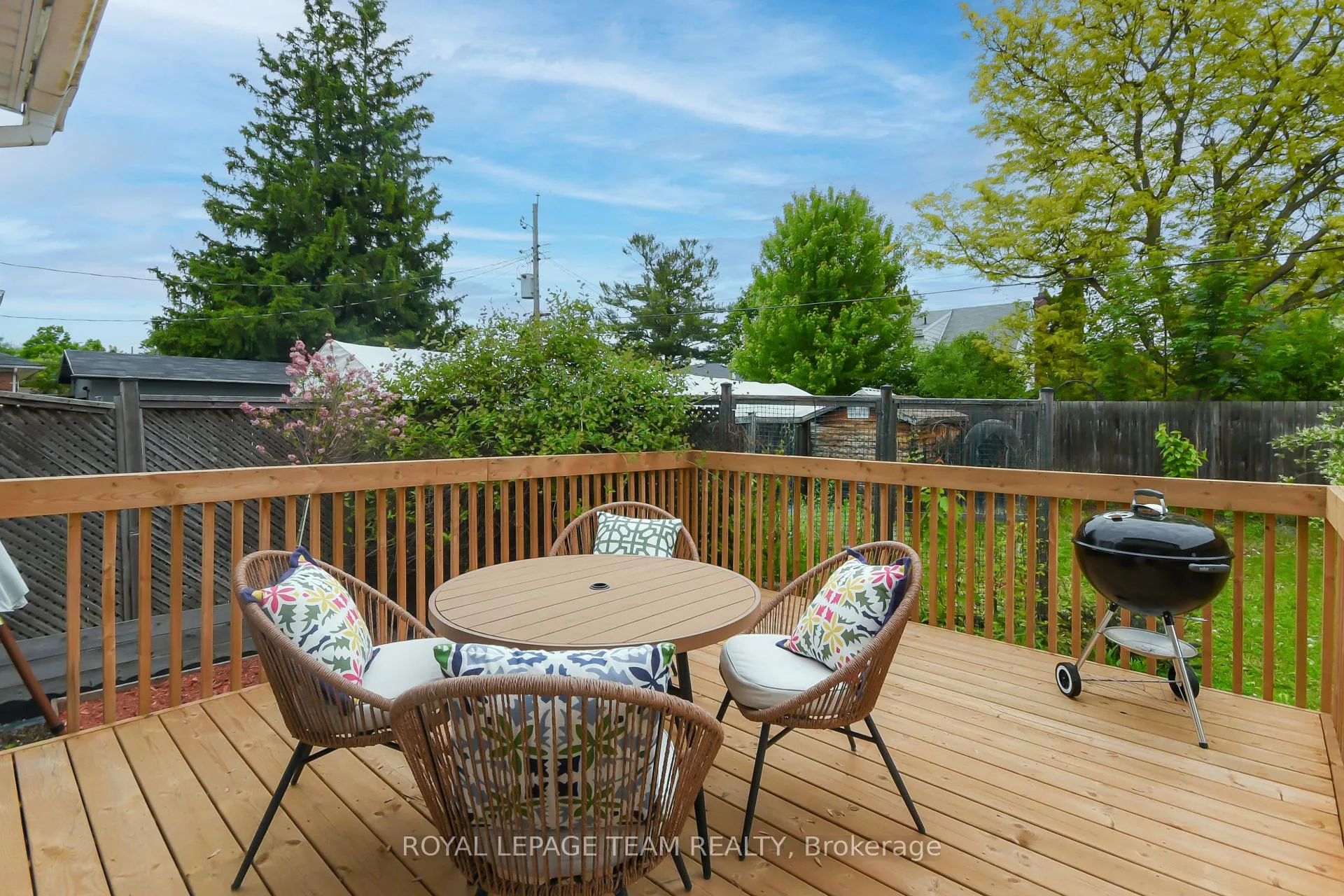 Photo 441 of 1613 Digby Street, Ottawa, Riverview Park — HOMEH