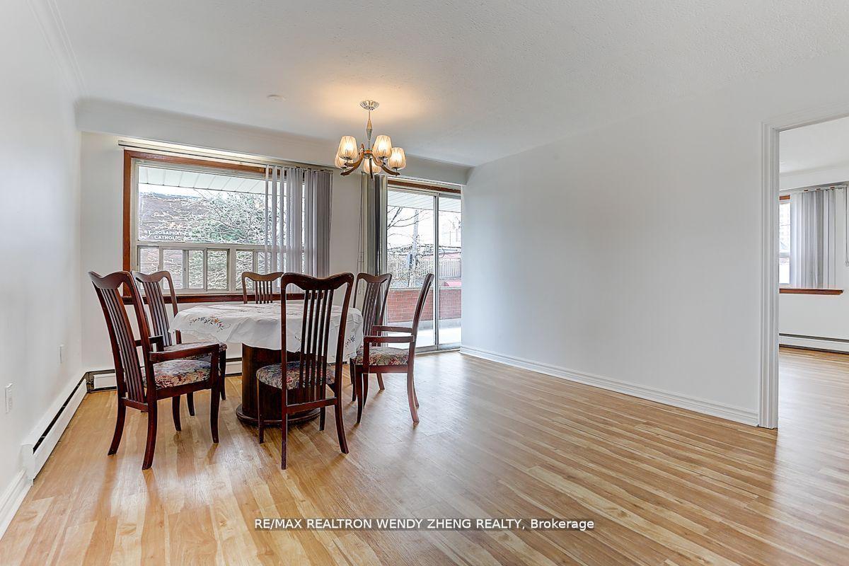 Photo 4 of 115 Tenth Street, Etobicoke, New Toronto — HOMEH