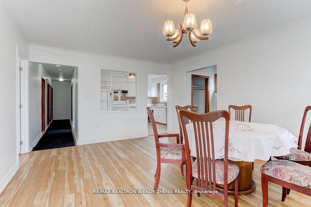 Photo 5 of 115 Tenth Street, Etobicoke, New Toronto — HOMEH