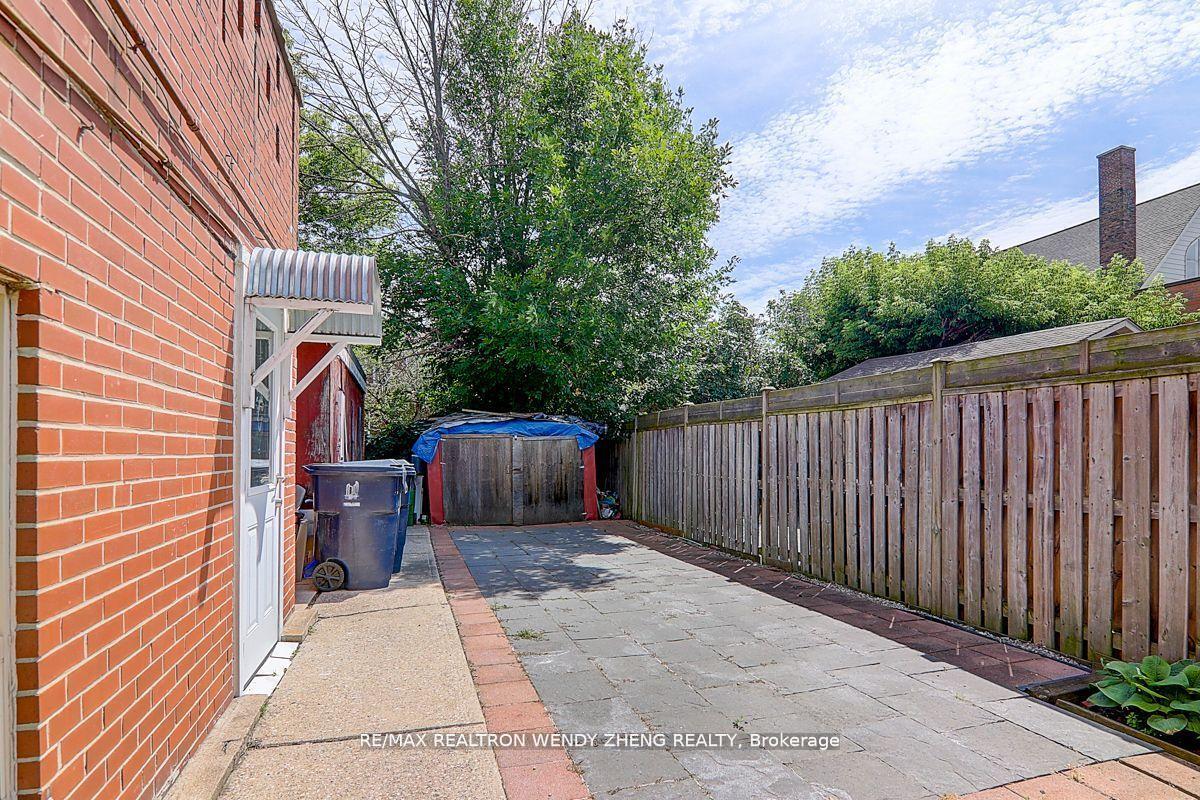 Photo 39 of 115 Tenth Street, Etobicoke, New Toronto — HOMEH