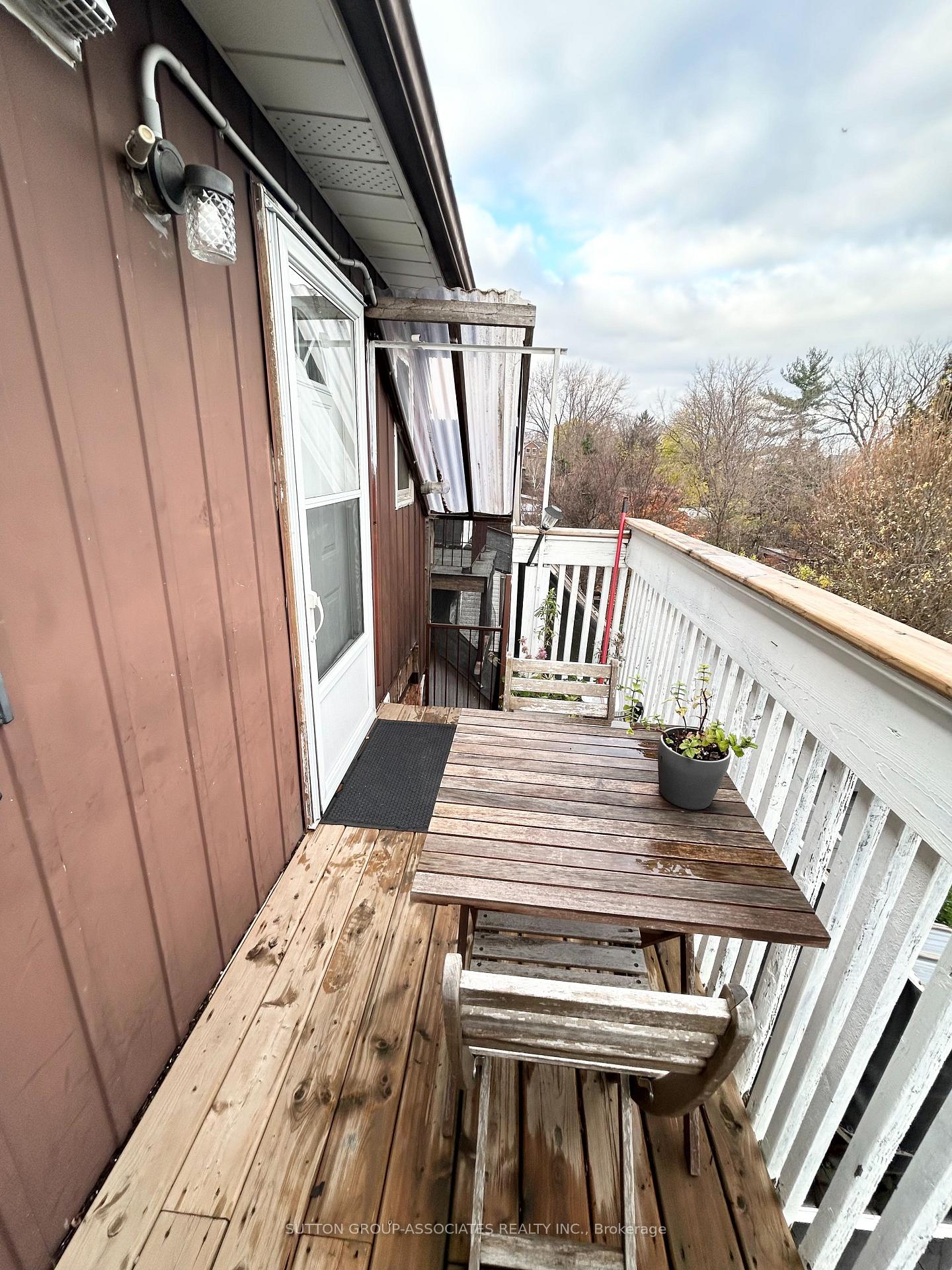 Photo 19 of Unit upper l, 21 Delaware Avenue, Toronto, Palmerston-Little Italy — HOMEH