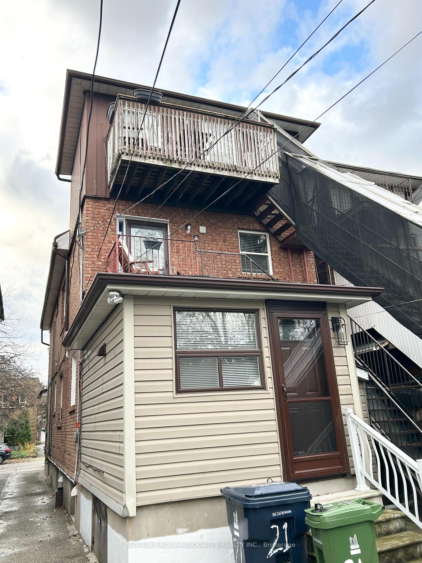 Photo 20 of Unit upper l, 21 Delaware Avenue, Toronto, Palmerston-Little Italy — HOMEH