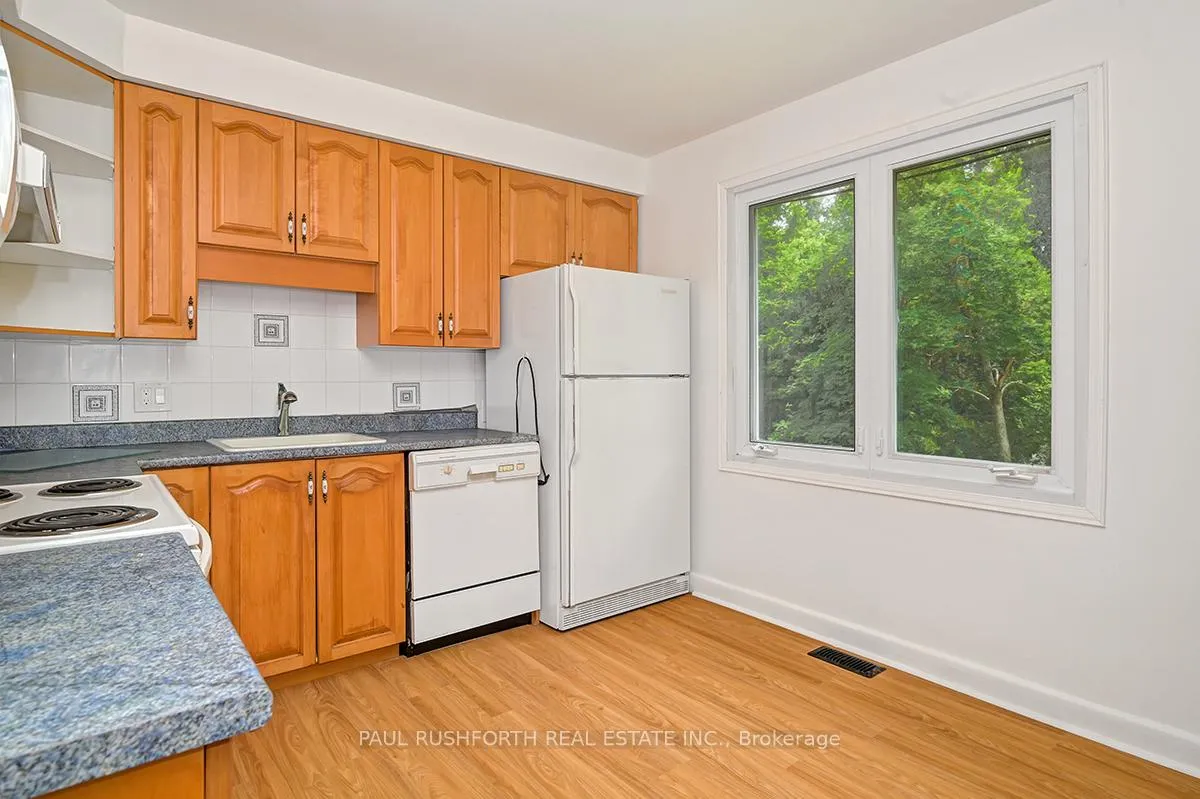 Photo 24 of 20 Mowat Street, Ottawa, Cardinal Heights — HOMEH