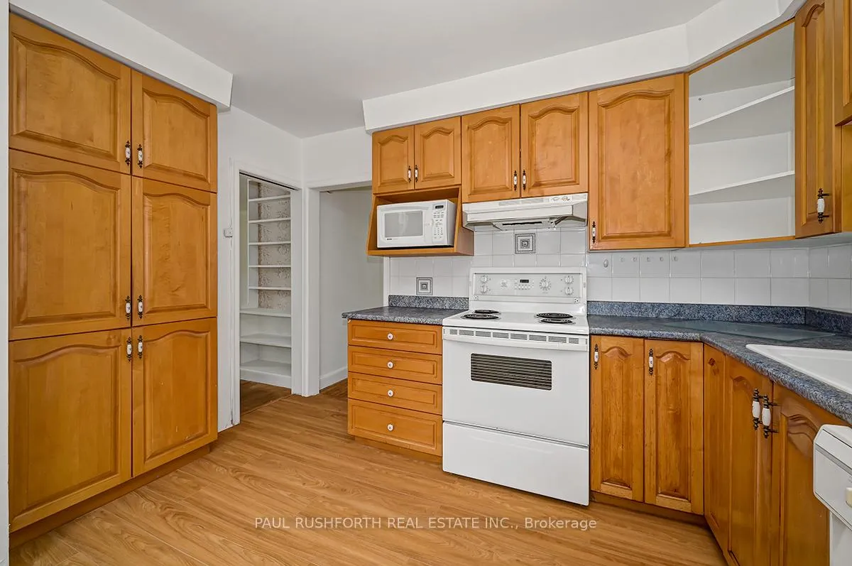 Photo 29 of 20 Mowat Street, Ottawa, Cardinal Heights — HOMEH