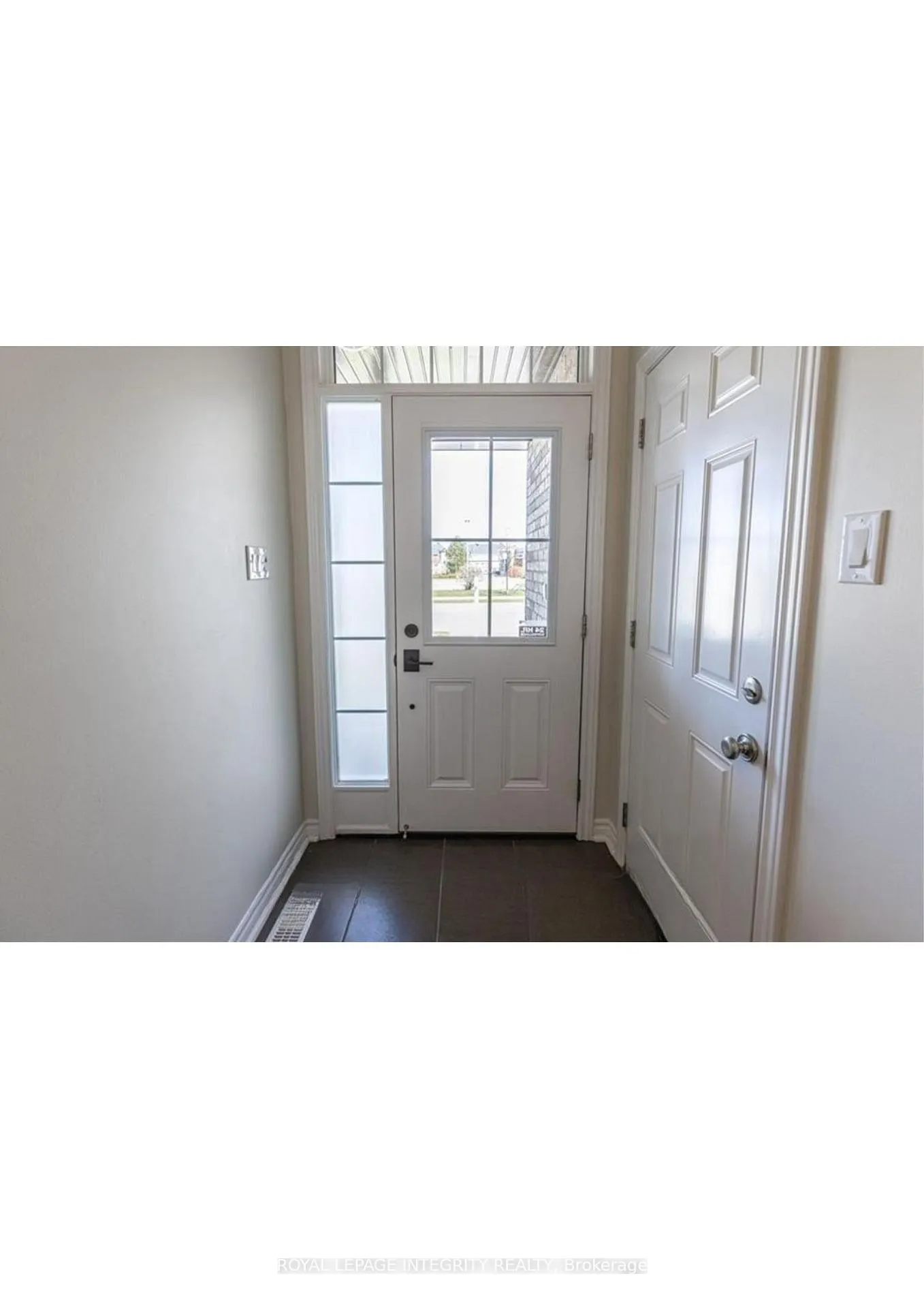 Photo 2 of 2435 River Mist Road, Ottawa, Barrhaven - Half Moon Bay — HOMEH