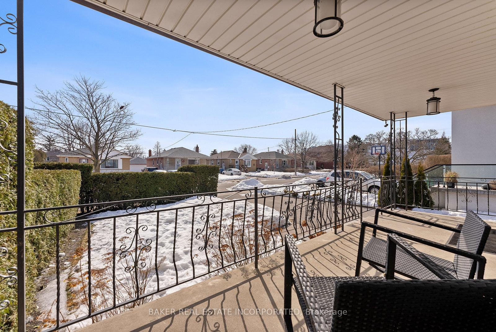 Photo 2 of 82 Vanevery Street, Etobicoke, Mimico — HOMEH