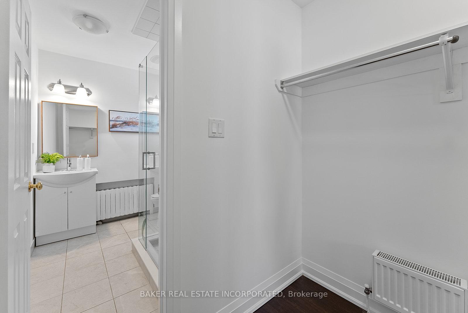 Photo 17 of 82 Vanevery Street, Etobicoke, Mimico — HOMEH