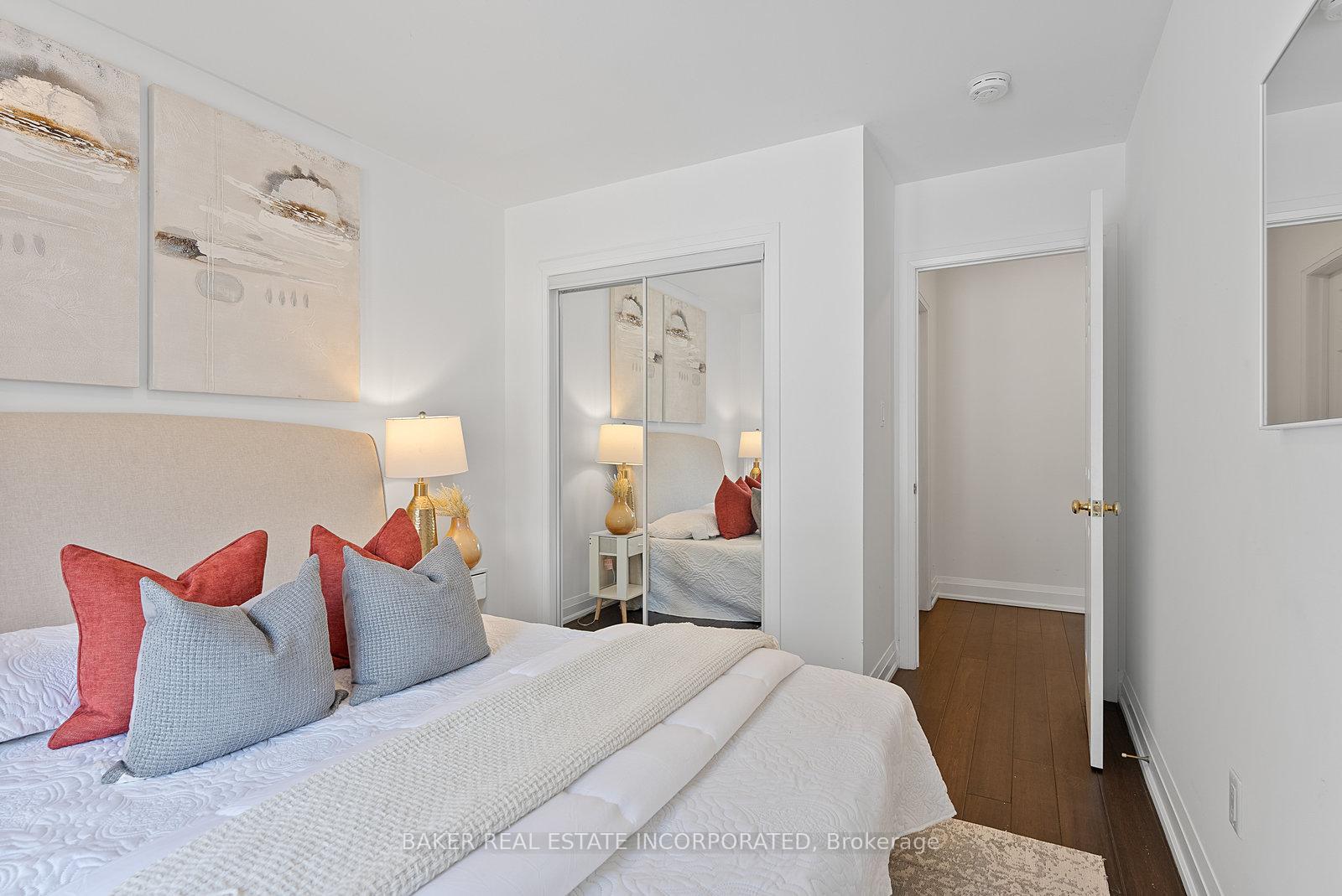 Photo 21 of 82 Vanevery Street, Etobicoke, Mimico — HOMEH