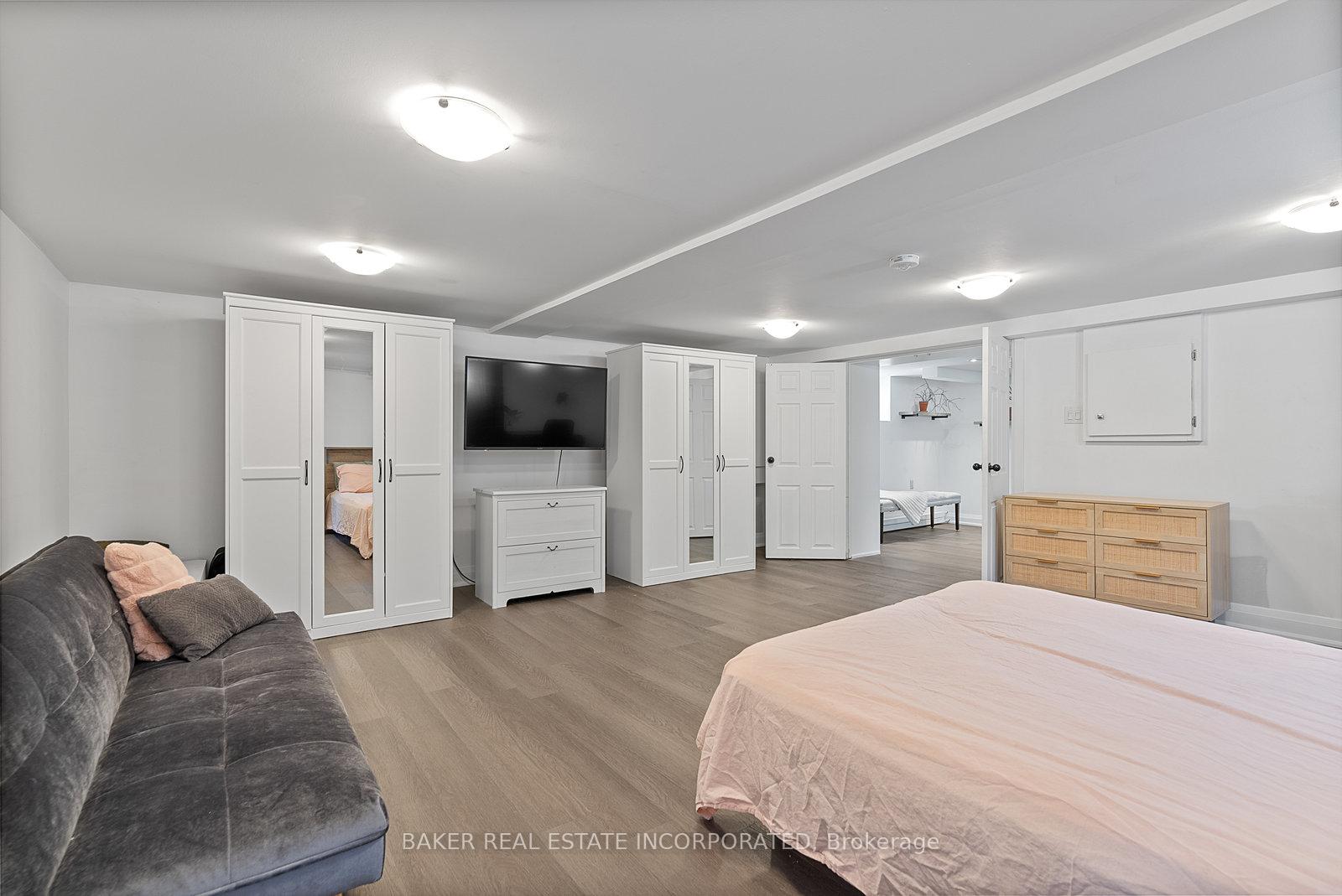Photo 35 of 82 Vanevery Street, Etobicoke, Mimico — HOMEH