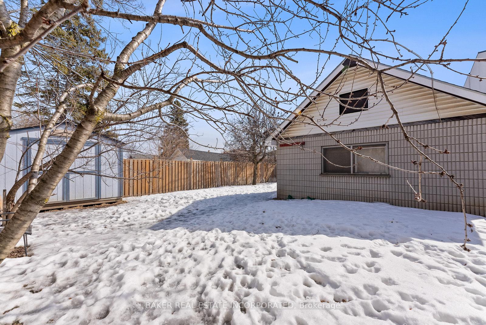 Photo 44 of 82 Vanevery Street, Etobicoke, Mimico — HOMEH