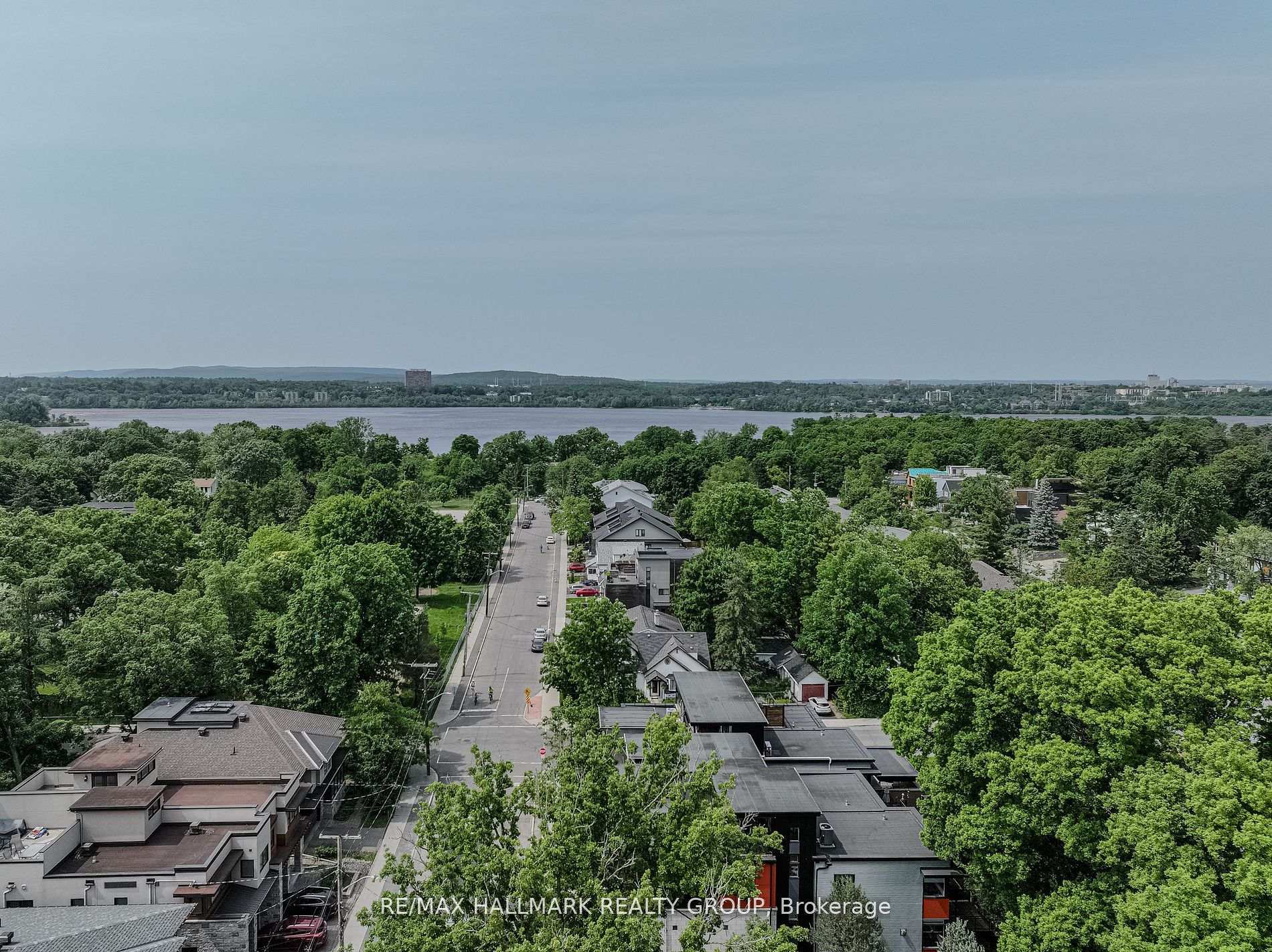 Photo 11 of 185B Carleton Avenue, Ottawa, Ottawa West/Tunneys Pasture — HOMEH