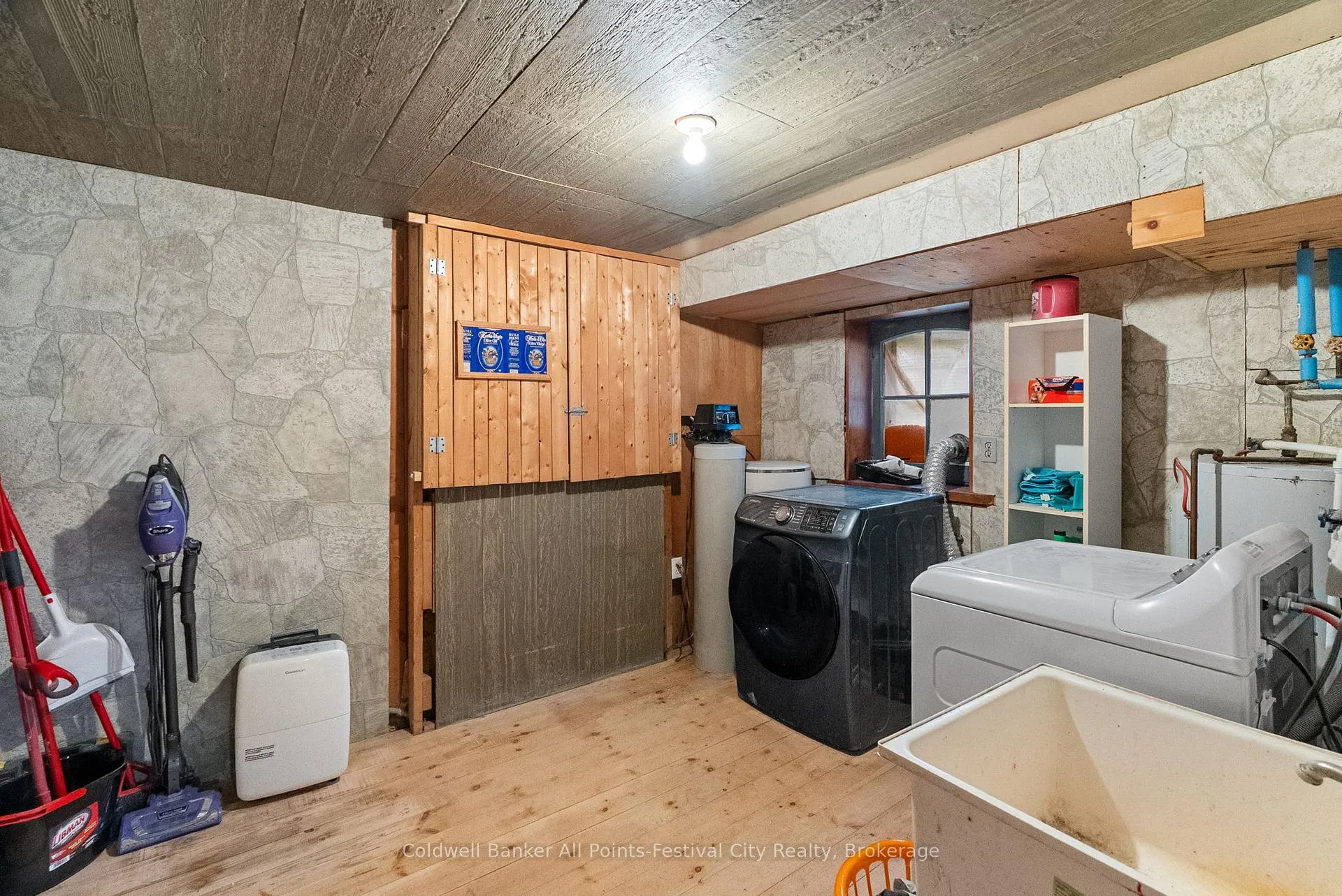 Photo 87 of 112 Goderich Street, Ashfield-Colborne-Wawanosh, West Wawanosh — HOMEH