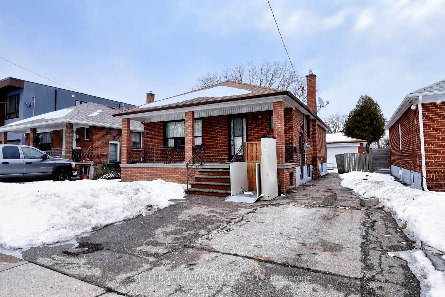 Photo 1 of 89 North Carson Street, Etobicoke, Alderwood — HOMEH