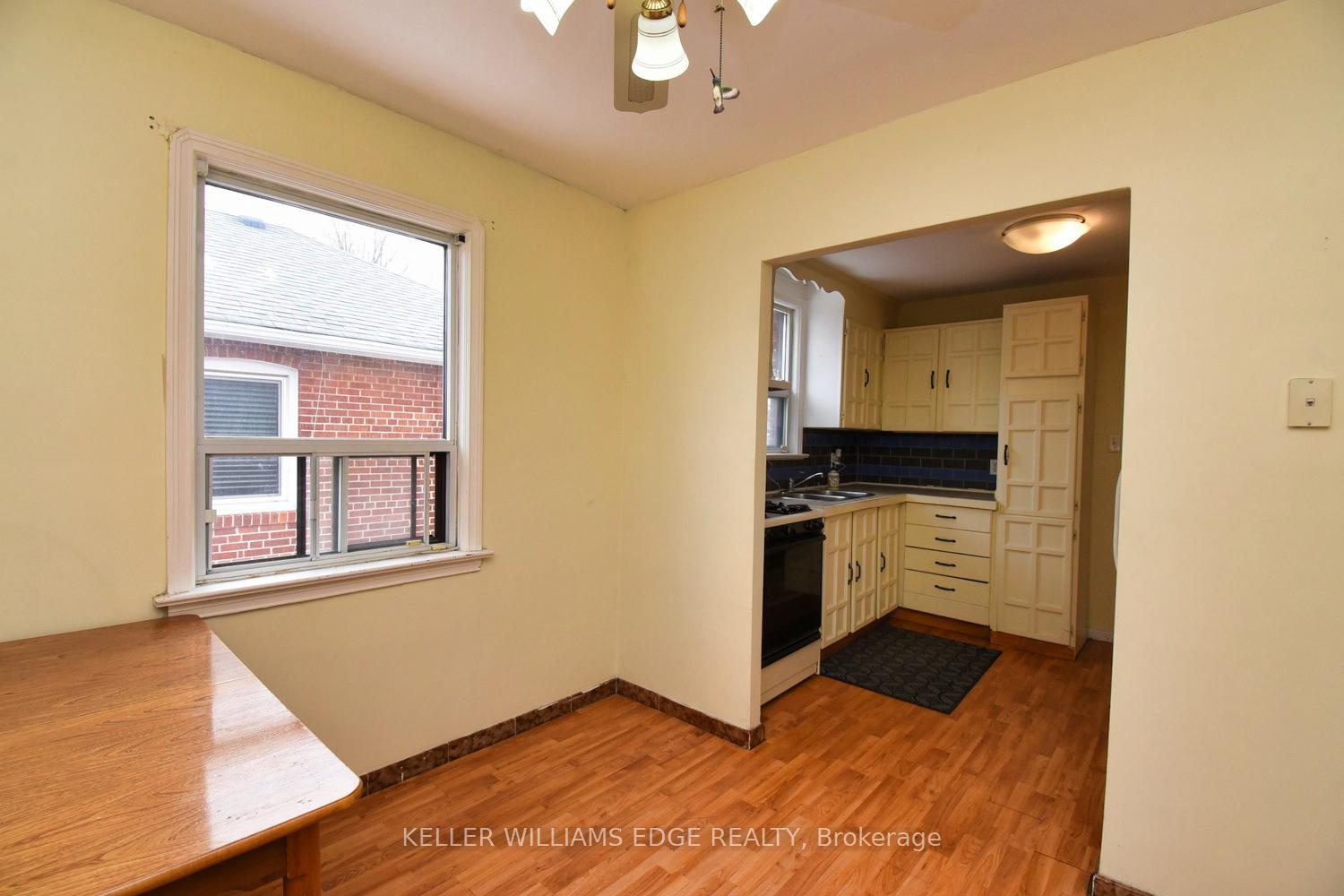 Photo 9 of 89 North Carson Street, Etobicoke, Alderwood — HOMEH