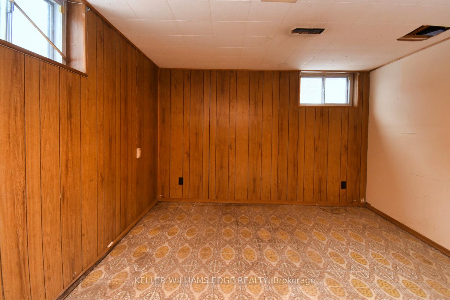 Photo 20 of 89 North Carson Street, Etobicoke, Alderwood — HOMEH