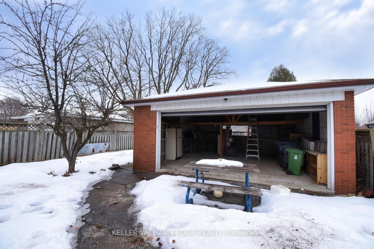 Photo 25 of 89 North Carson Street, Etobicoke, Alderwood — HOMEH
