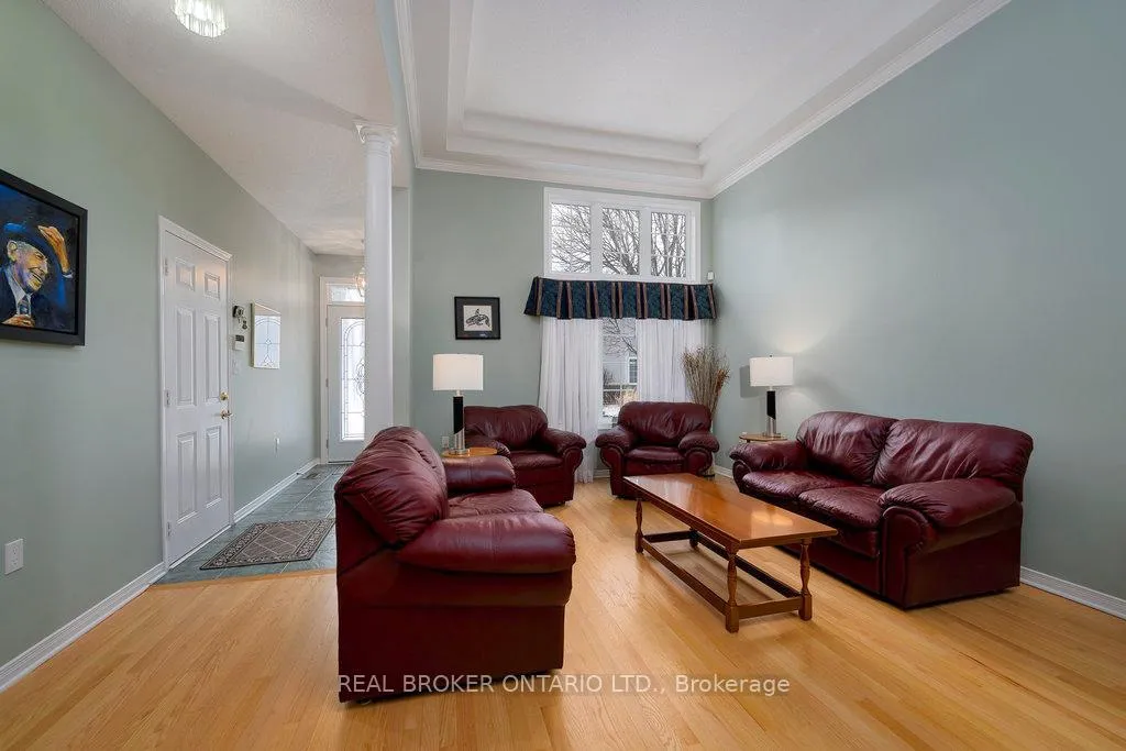 Photo 24 of 45 Paxton Lane, Ottawa, Blackburn Hamlet — HOMEH