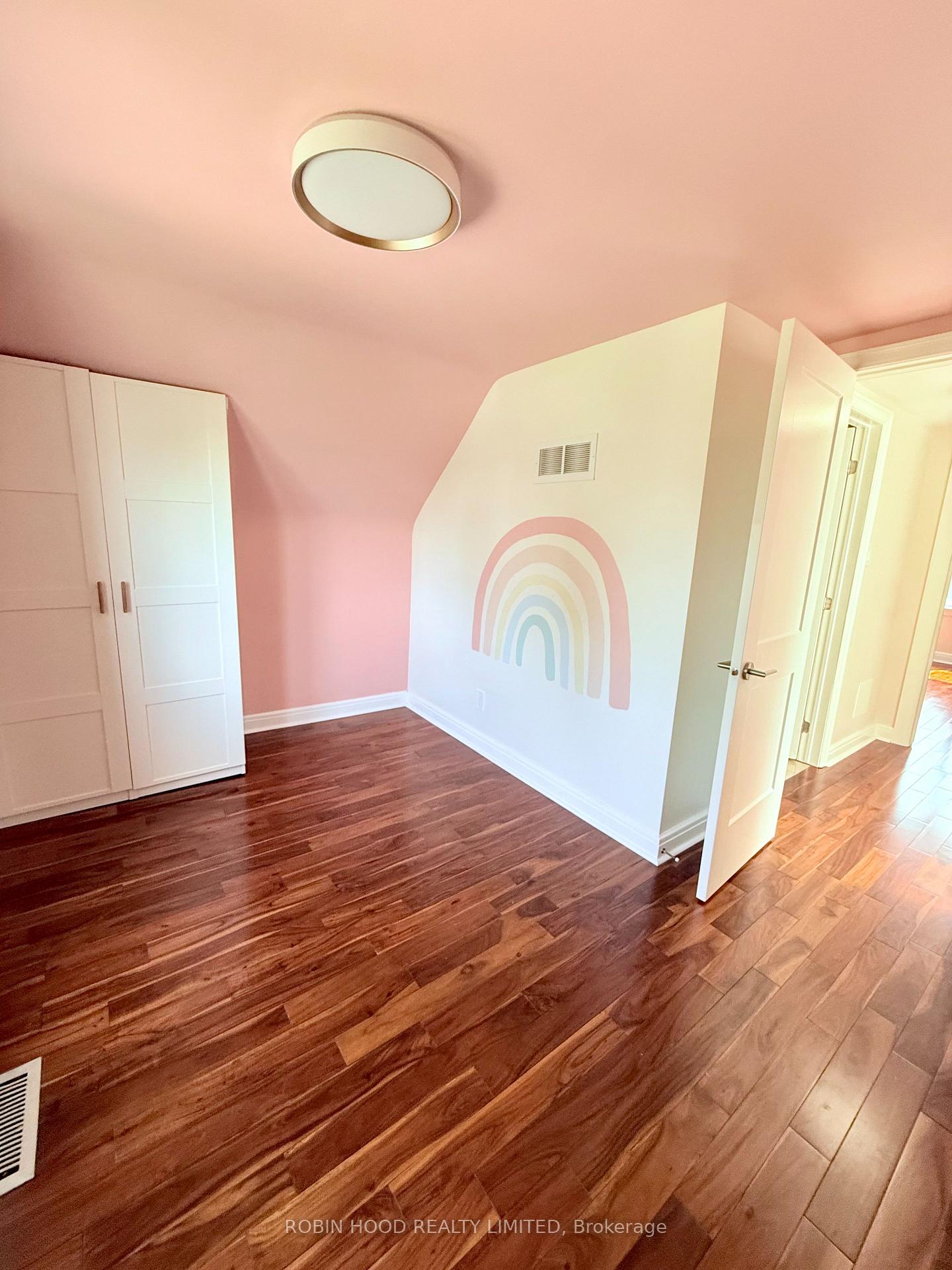 Photo 10 of 299 Oakdale Avenue, Ottawa, Ottawa West — HOMEH