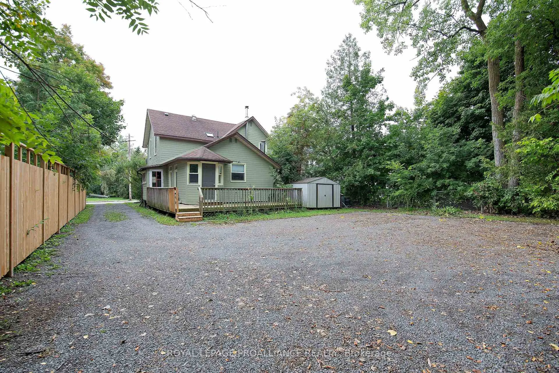 Photo 3 of Unit B, 319 Arthur Street, Tweed, Tweed (Village) — HOMEH